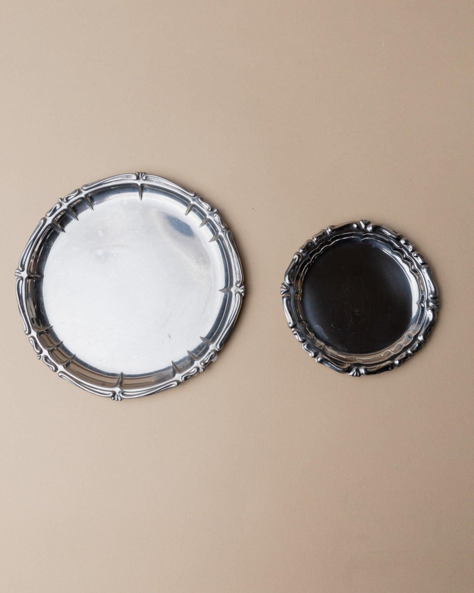 Juego de 7 posavasos vintage de acero inoxidable - 6 posavasos de cristal, 1 posavasos de botella, años 80 en venta 1