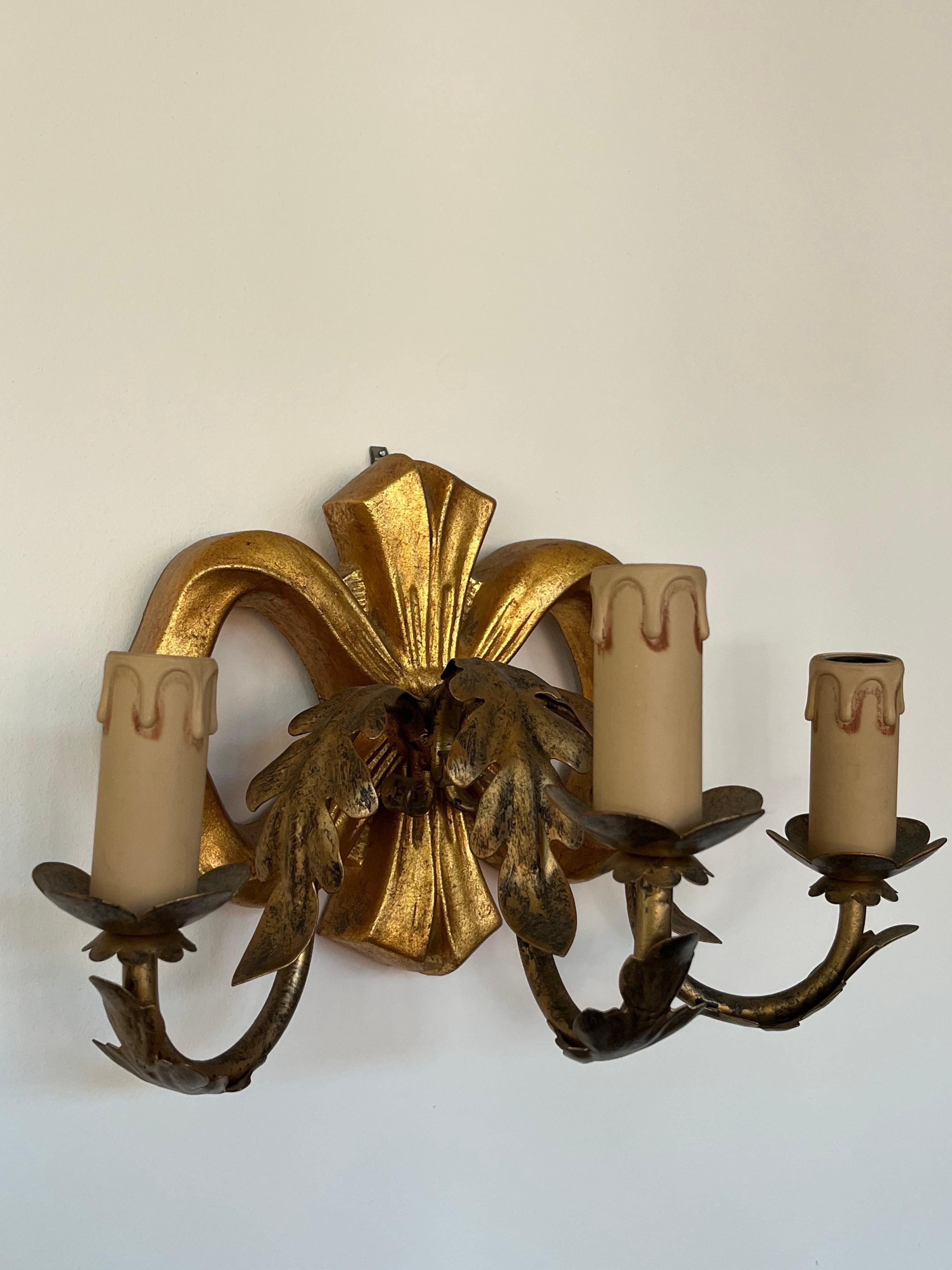 Italian Set of 7 Wooden Appliques, Three Lights, Italy, 1980s For Sale