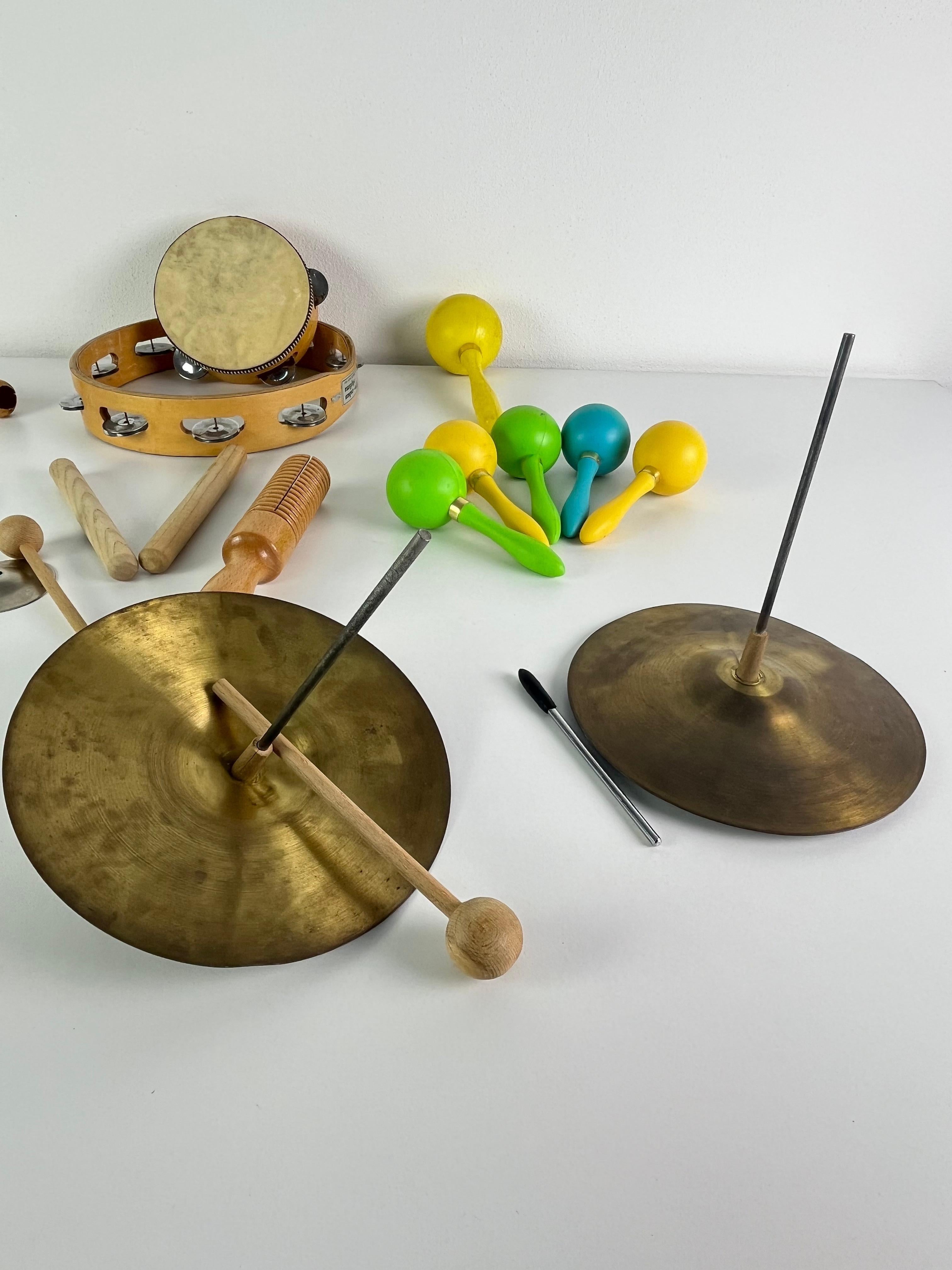 Set of 70s Toy Musical Instruments, Made in Italy
They come from a nursery school.
Good condition.