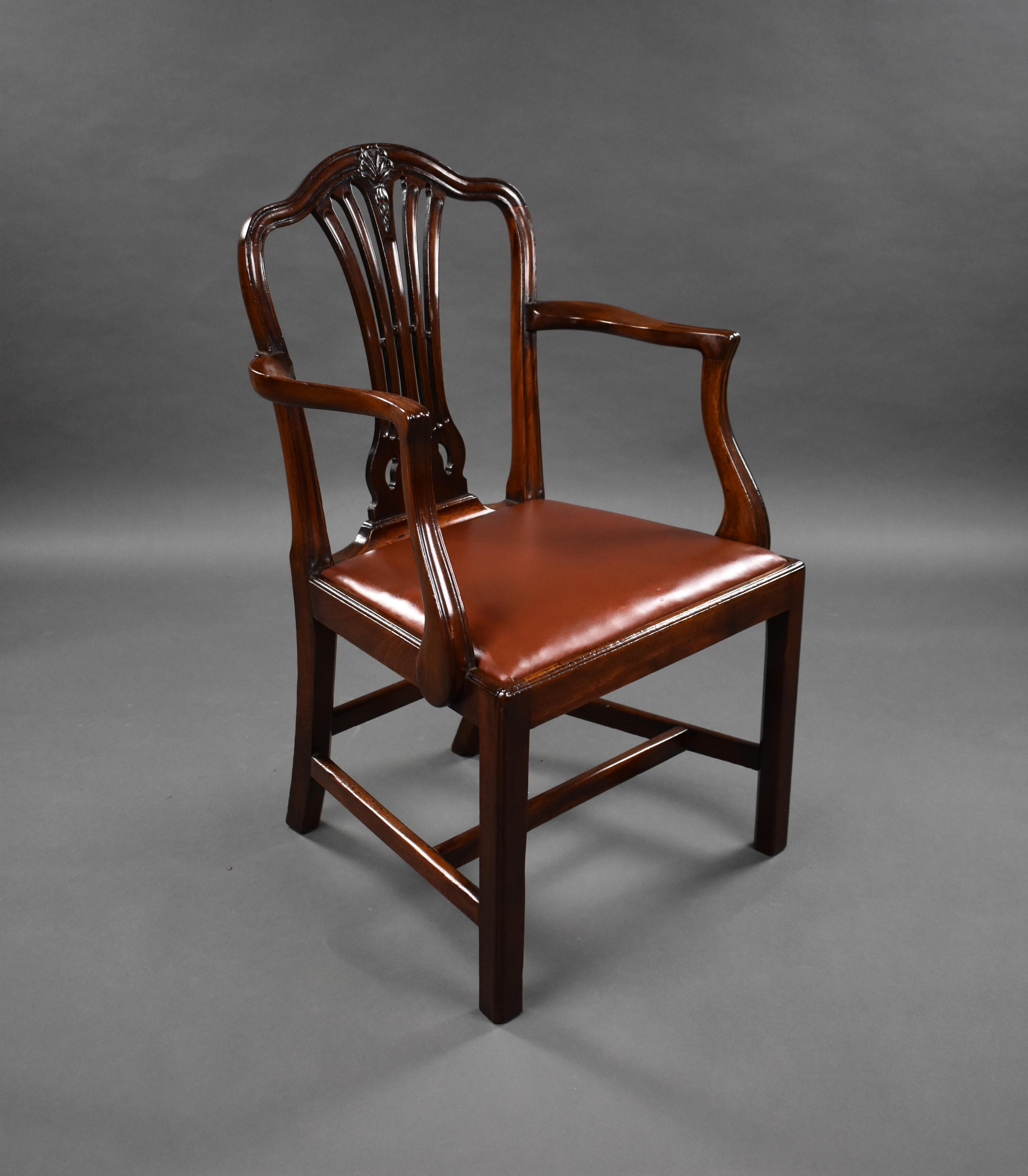 English Set of 8 18th Century George III Mahogany Dining Chairs