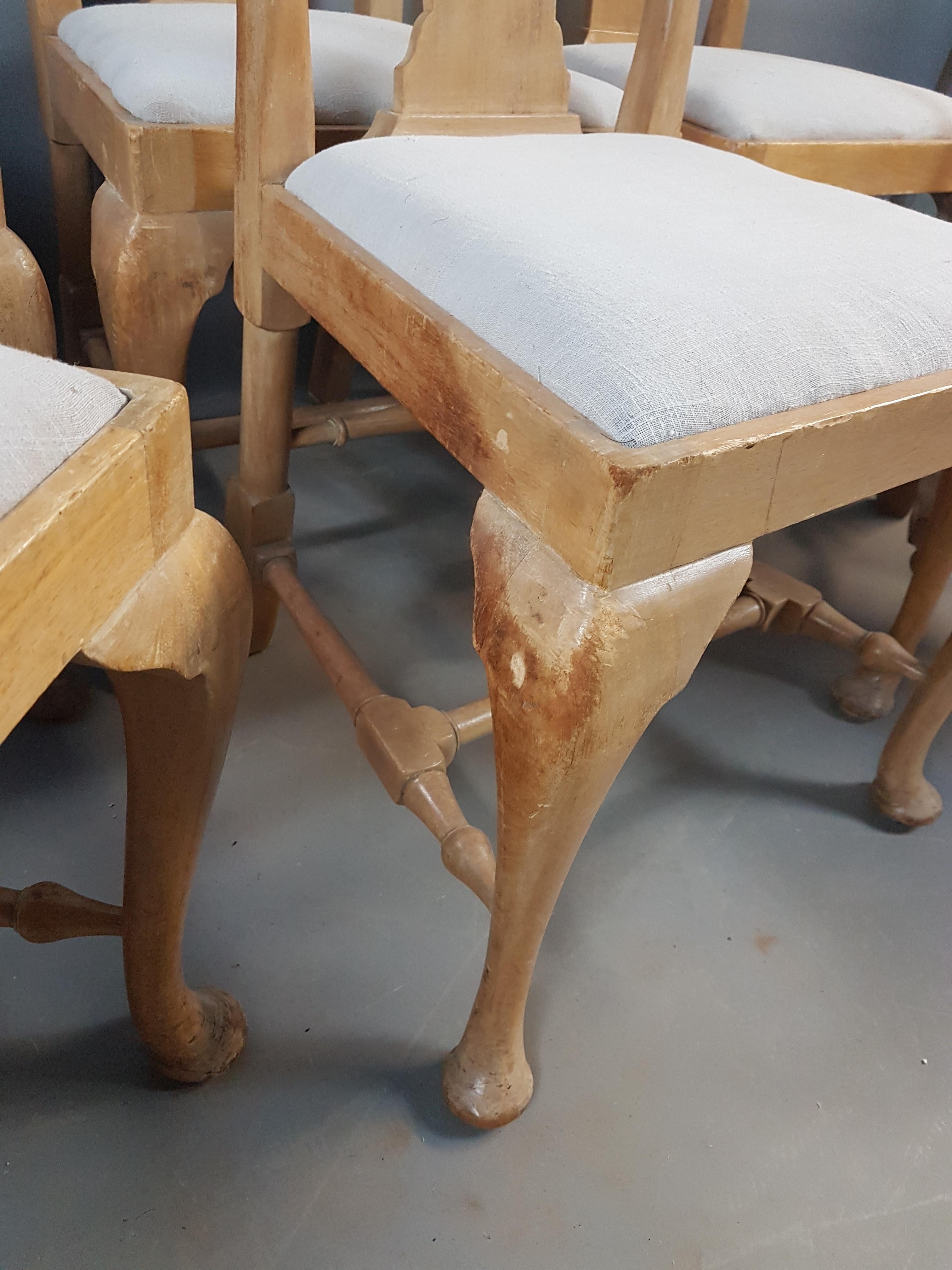 Set of 8 1920s Pale Mahogany Dining Chairs For Sale 4