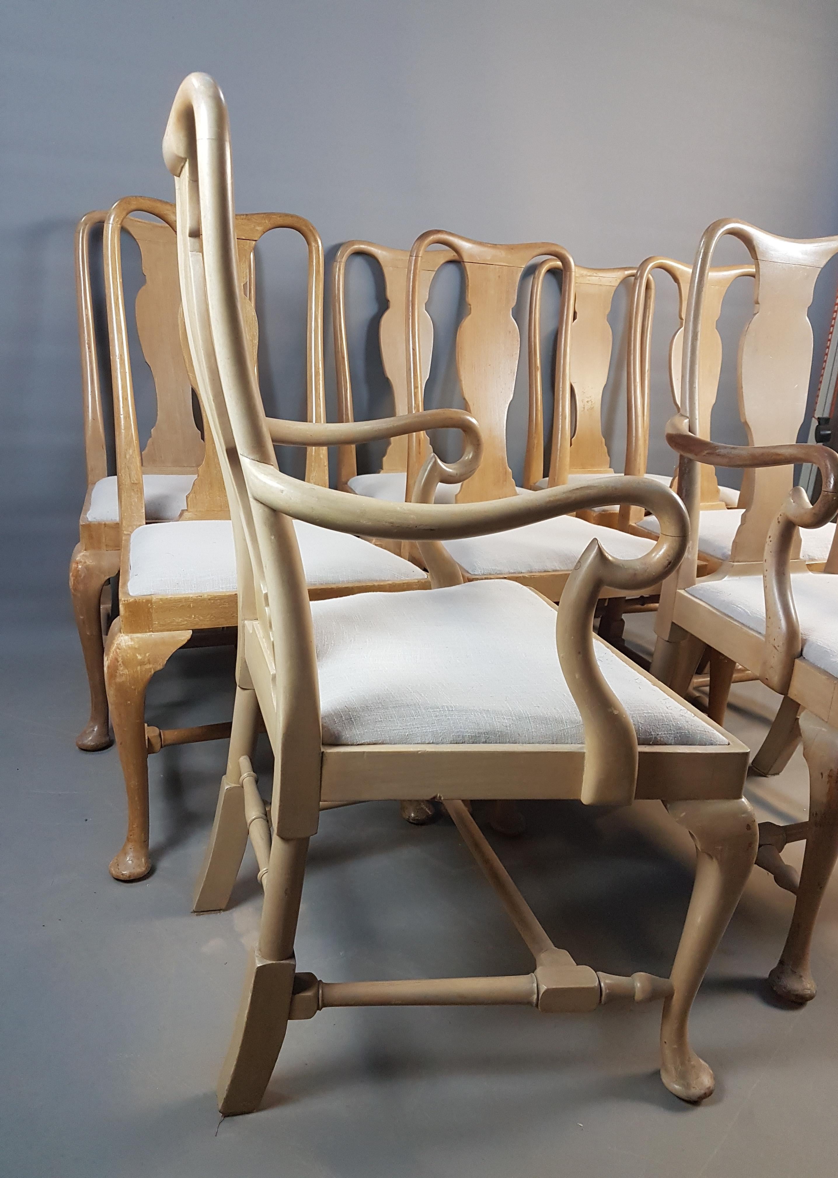 Set of 8 1920s Pale Mahogany Dining Chairs In Distressed Condition For Sale In Bodicote, Oxfordshire