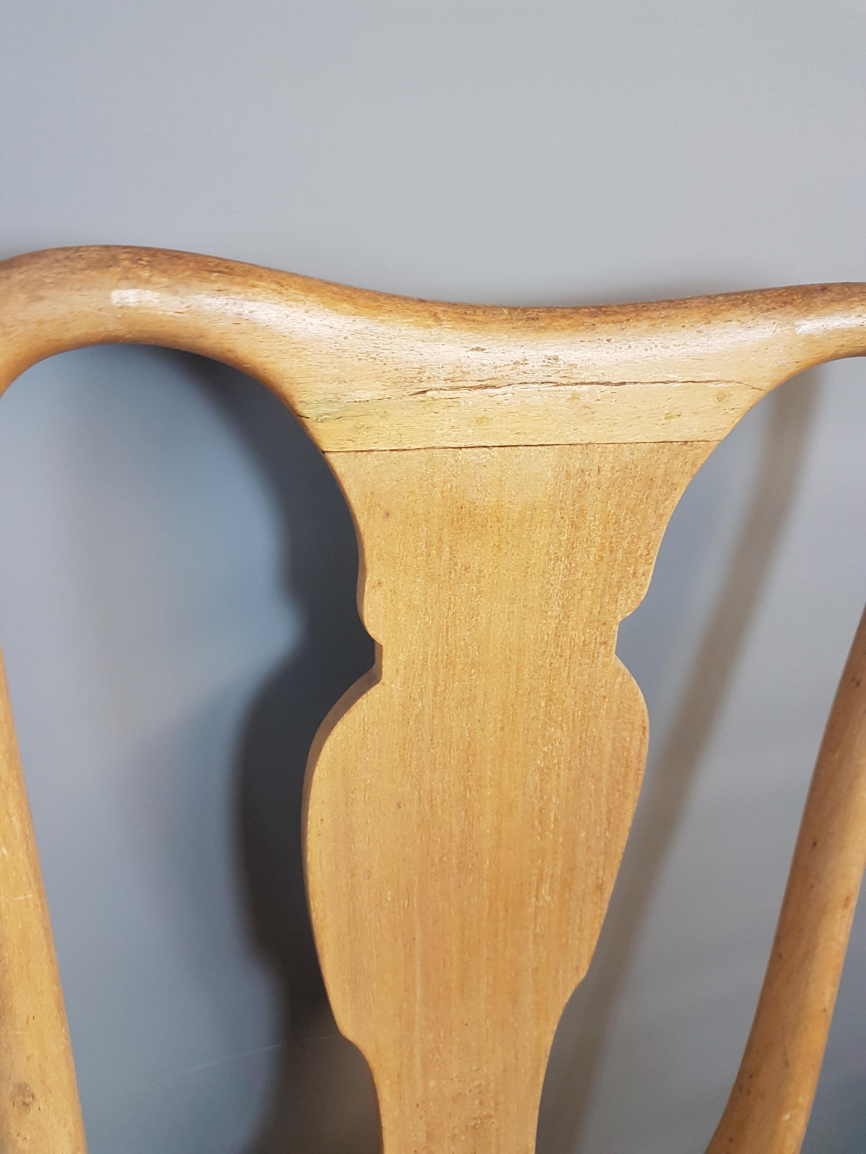 Set of 8 1920s Pale Mahogany Dining Chairs For Sale 1