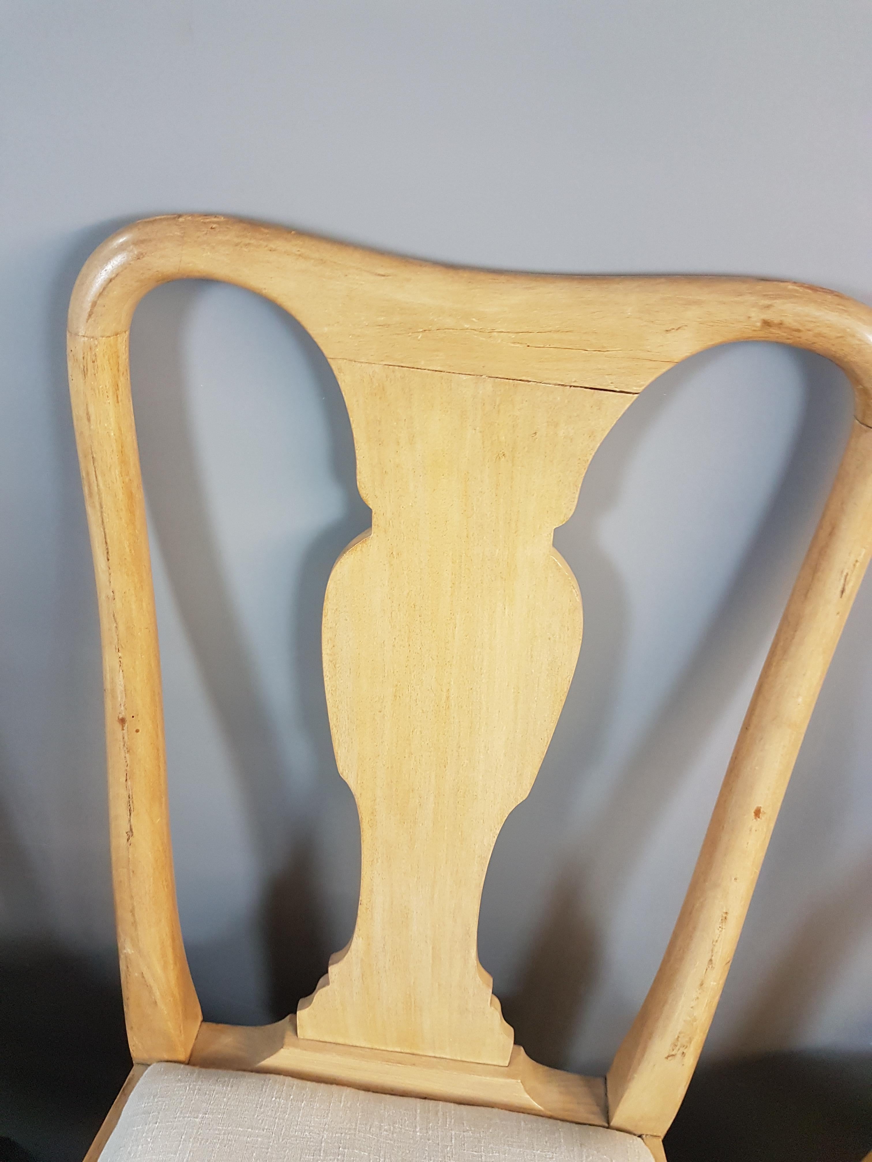Set of 8 1920s Pale Mahogany Dining Chairs For Sale 2