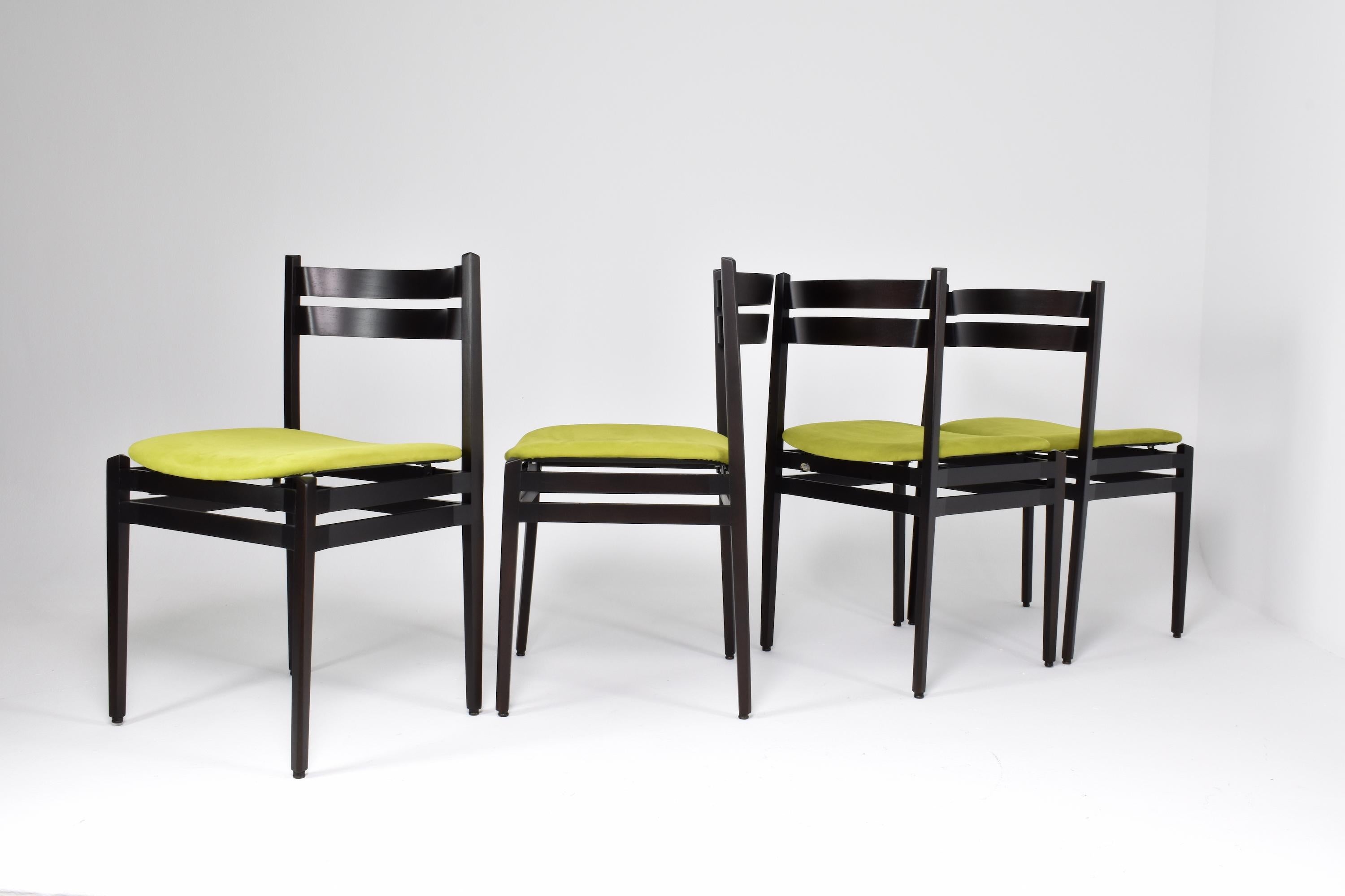 Set of 8 1960s Italian 107 Dining Chairs by Gianfranco Frattini for Cassina In Good Condition For Sale In Paris, FR