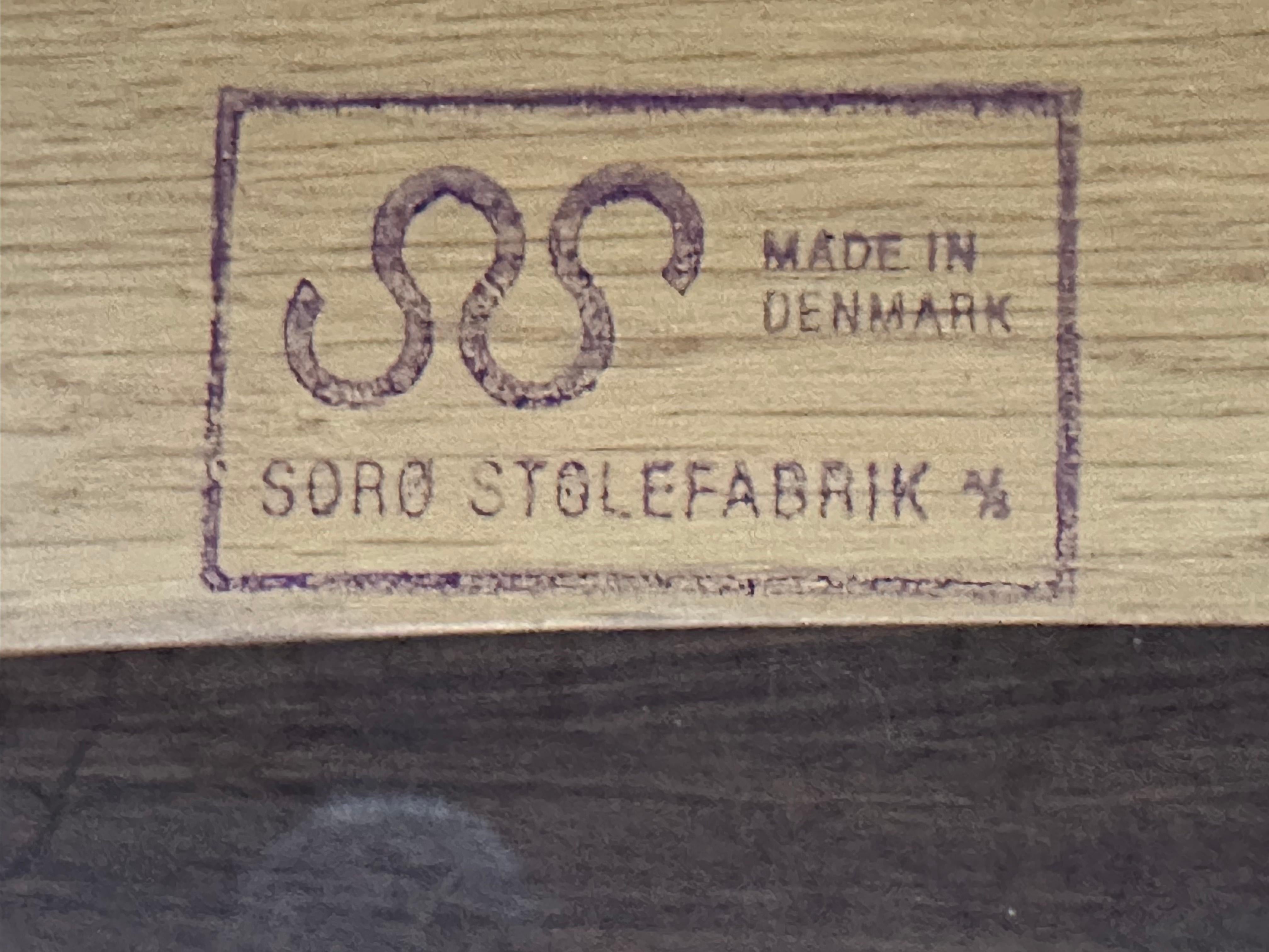 Ensemble de 8 chaises de salle à manger en chêne danois des années 1960 Poul Volther pour Sorø Stolefabrik en vente 5