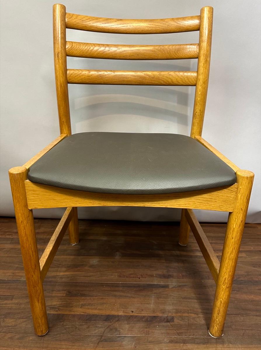 Set of 8 1960s Oak Danish Poul Volther for Sorø Stolefabrik Dining Chairs For Sale 5