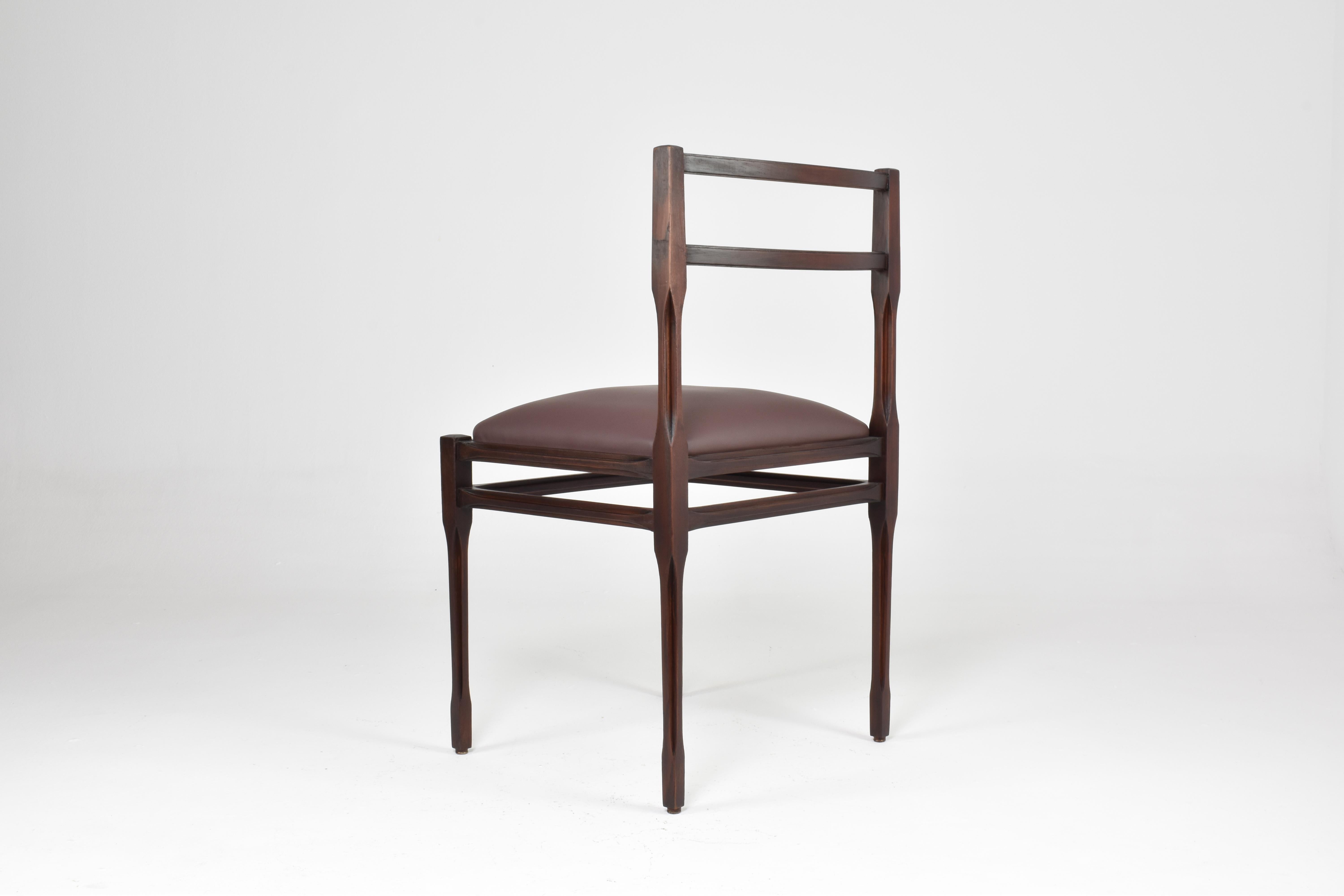 Set of 8 1970s Italian Leather & Wooden Dining Chairs in the Style of Stildomus For Sale 5