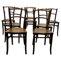 Set di 8 sedie bistrot in legno di Thonet del XIX secolo  Un buon set robusto
