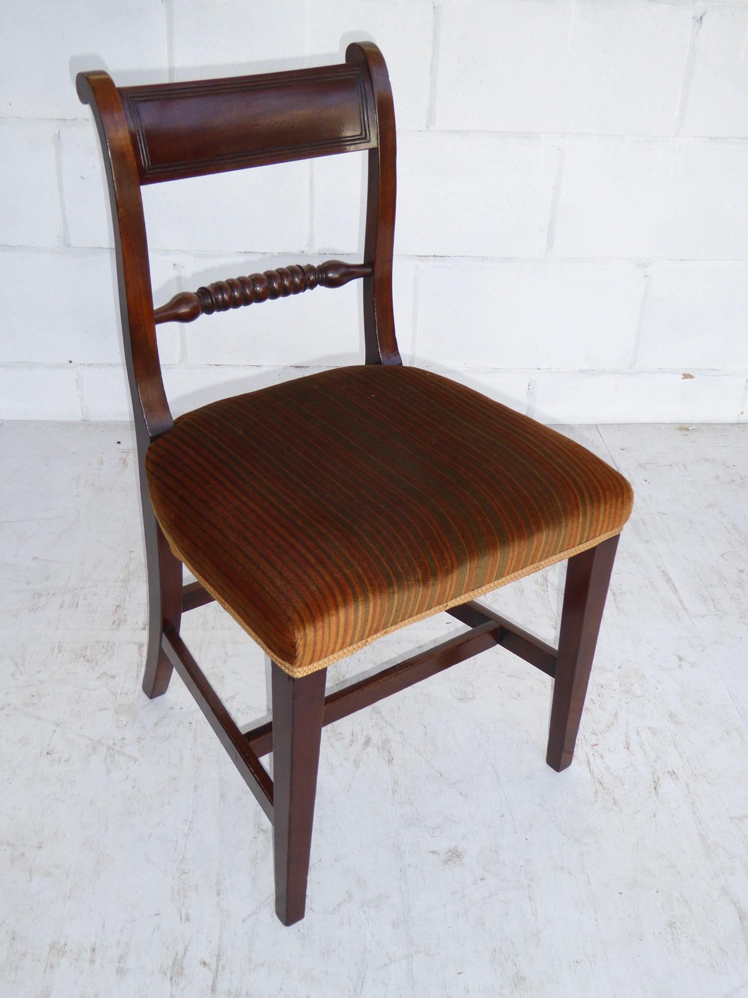 English Set of 8 19th Century George III Mahogany Dining Chairs