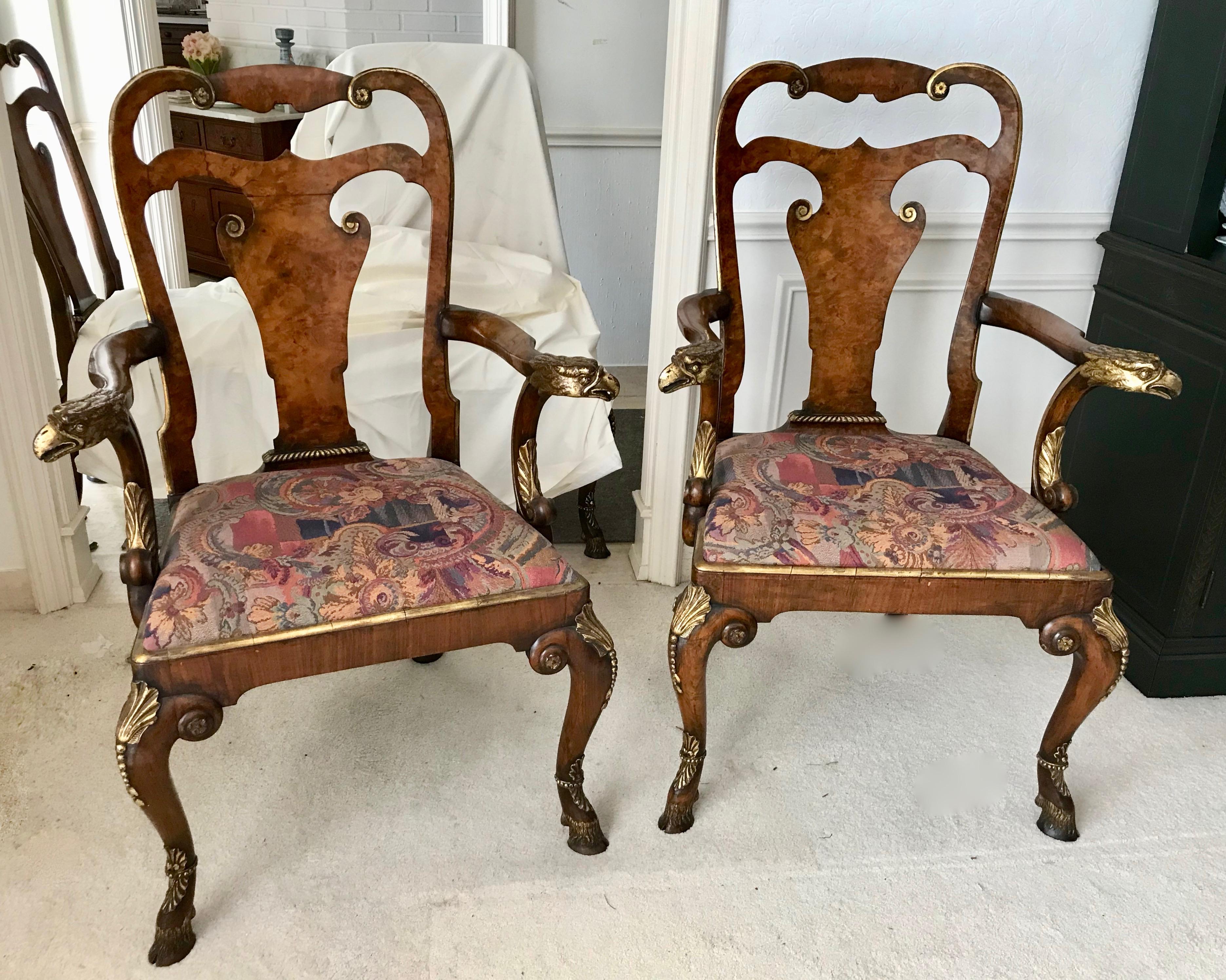 XIXe siècle Ensemble de 8 chaises de salle à manger de style Queen Anne du 19ème siècle en vente
