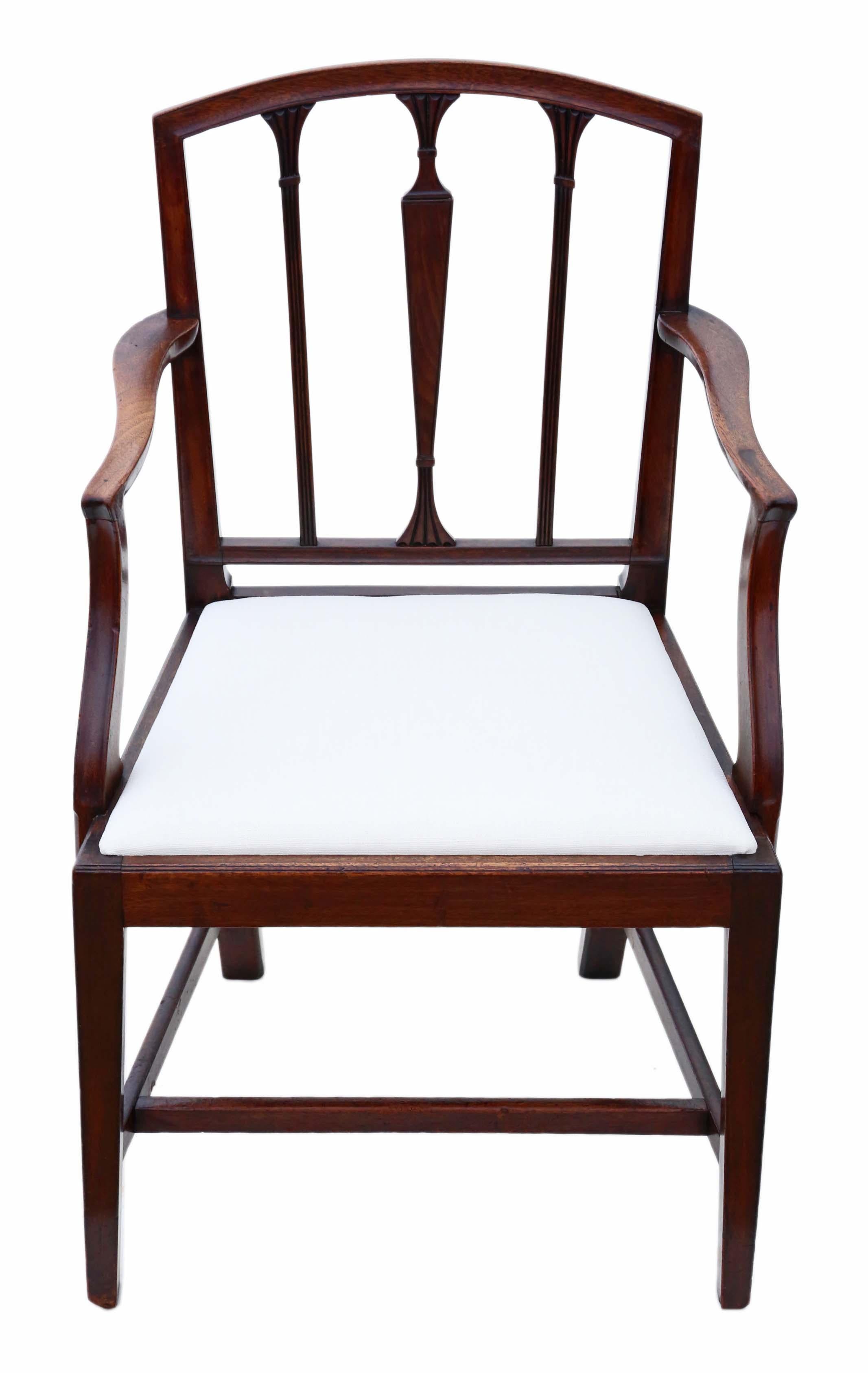 Late 18th Century Set of 8 ‘6+2)’ Georgian Mahogany Dining Chairs