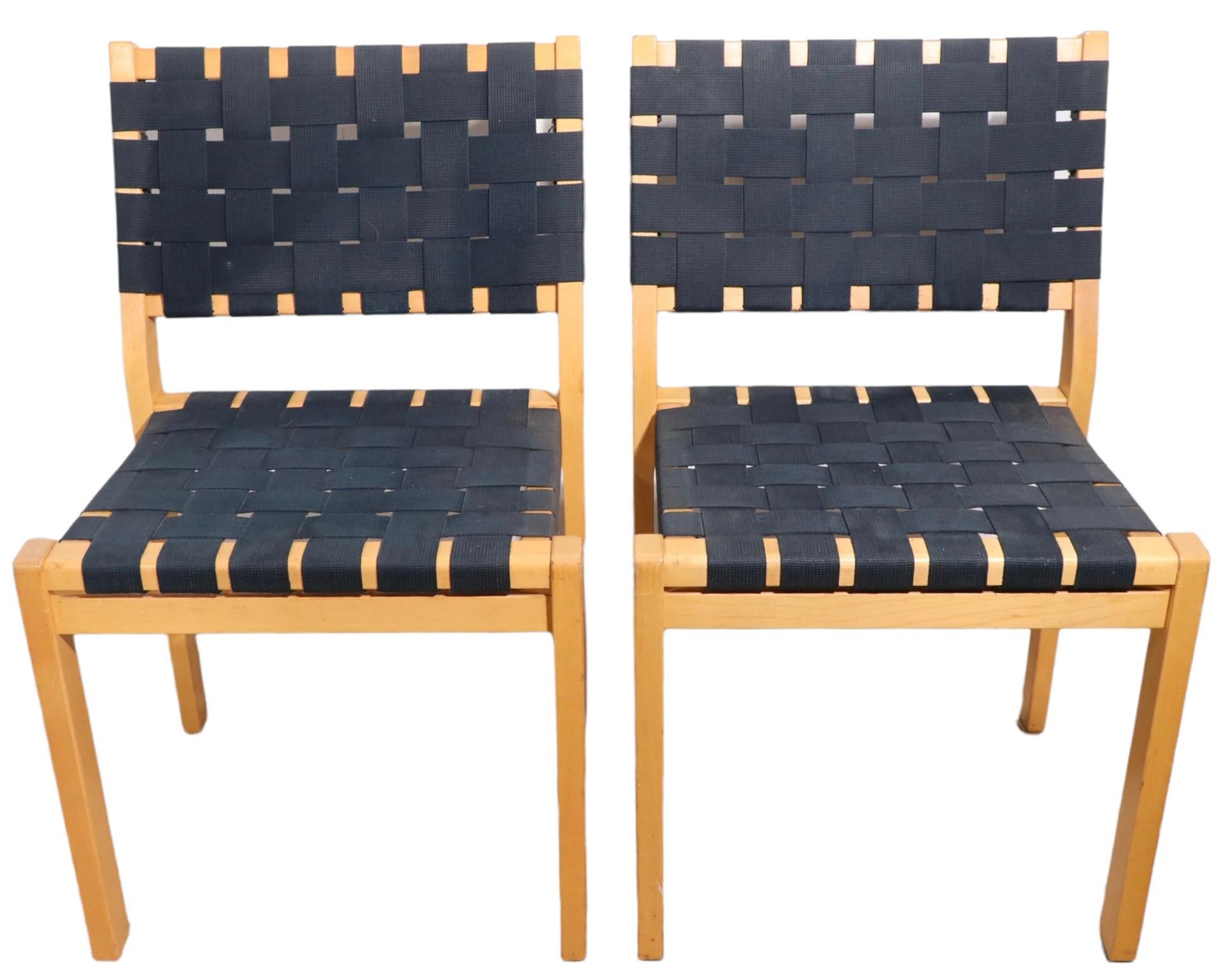 Set of 8 Aalto 611 Dining Chairs by Artek for ICF 2