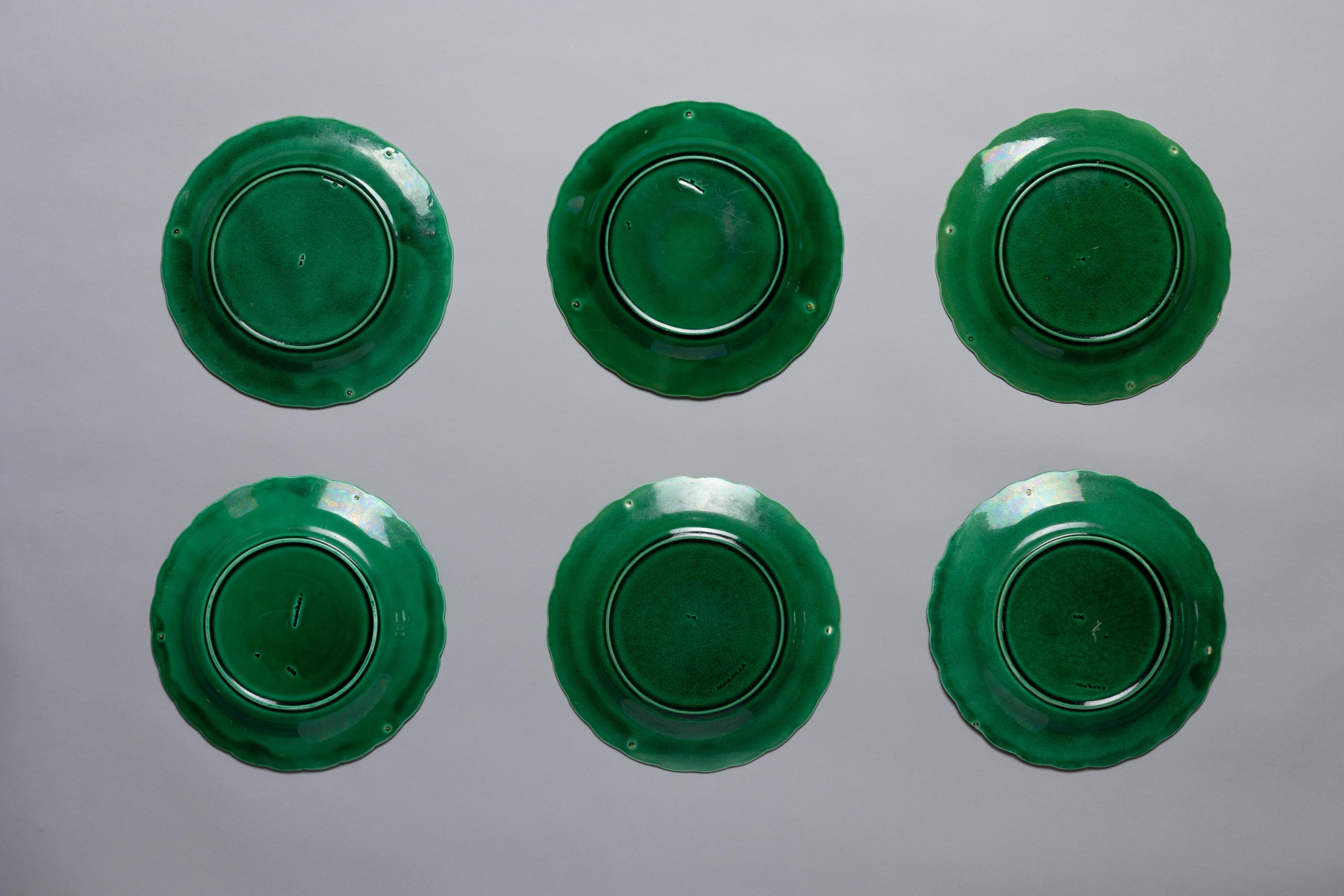 English Set of 8 Aesthetic Movement Green Majolica Wedgwood Sunflower Plates