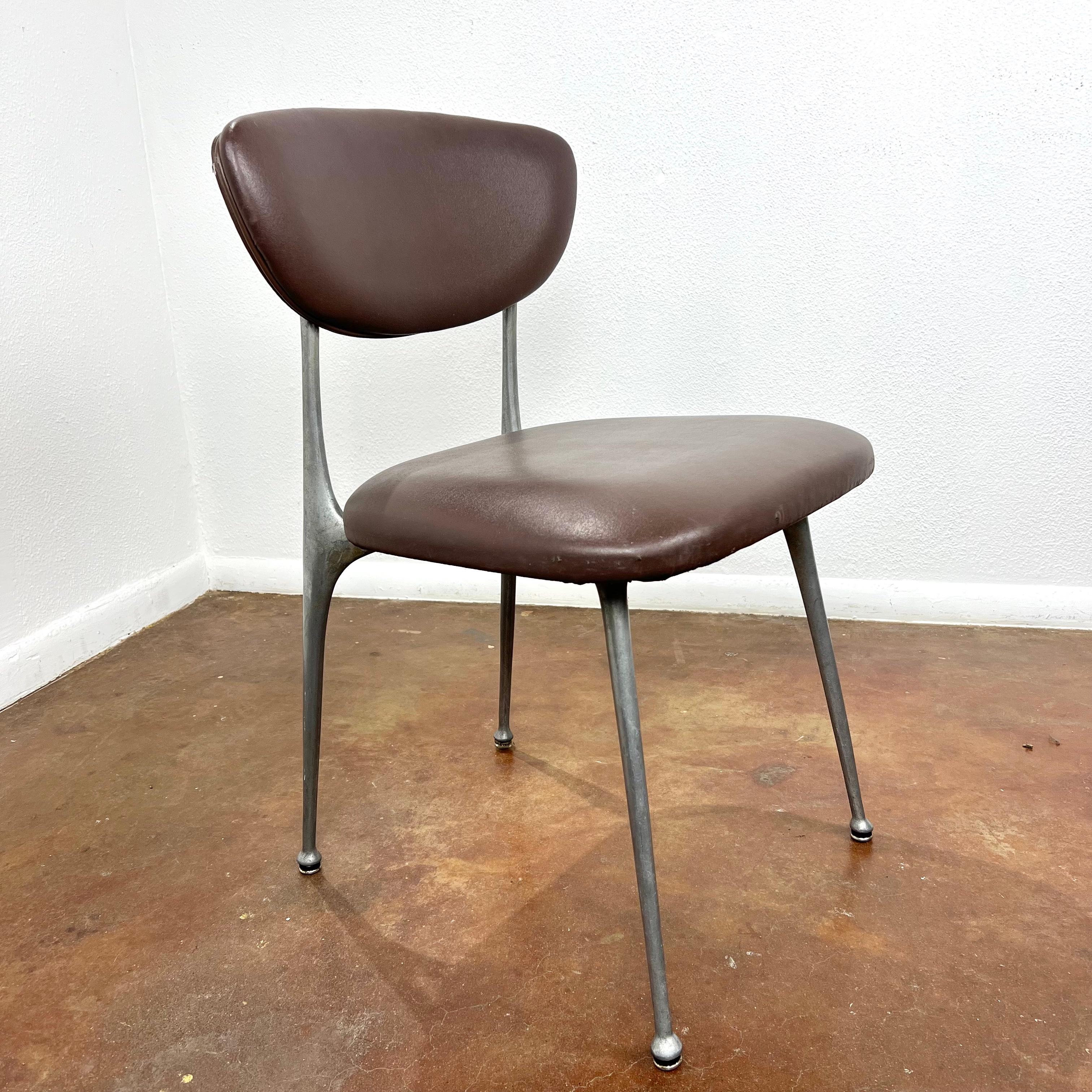 Mid-20th Century Set of 8 Aluminum Gazelle Chairs by Shelby Williams
