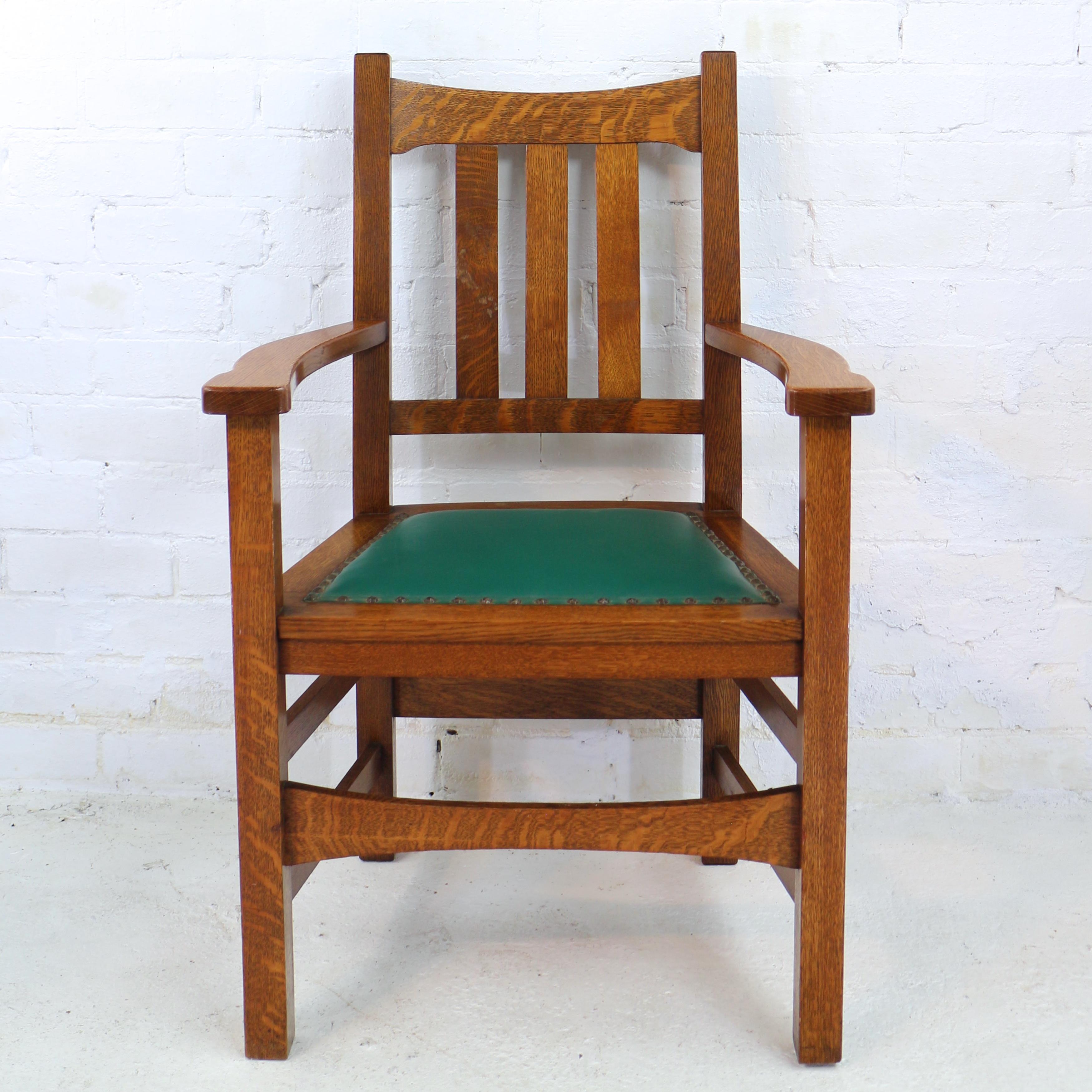 Set of 8 American Stickley Arts & Crafts Mission Oak Dining Chairs, circa 1900 8