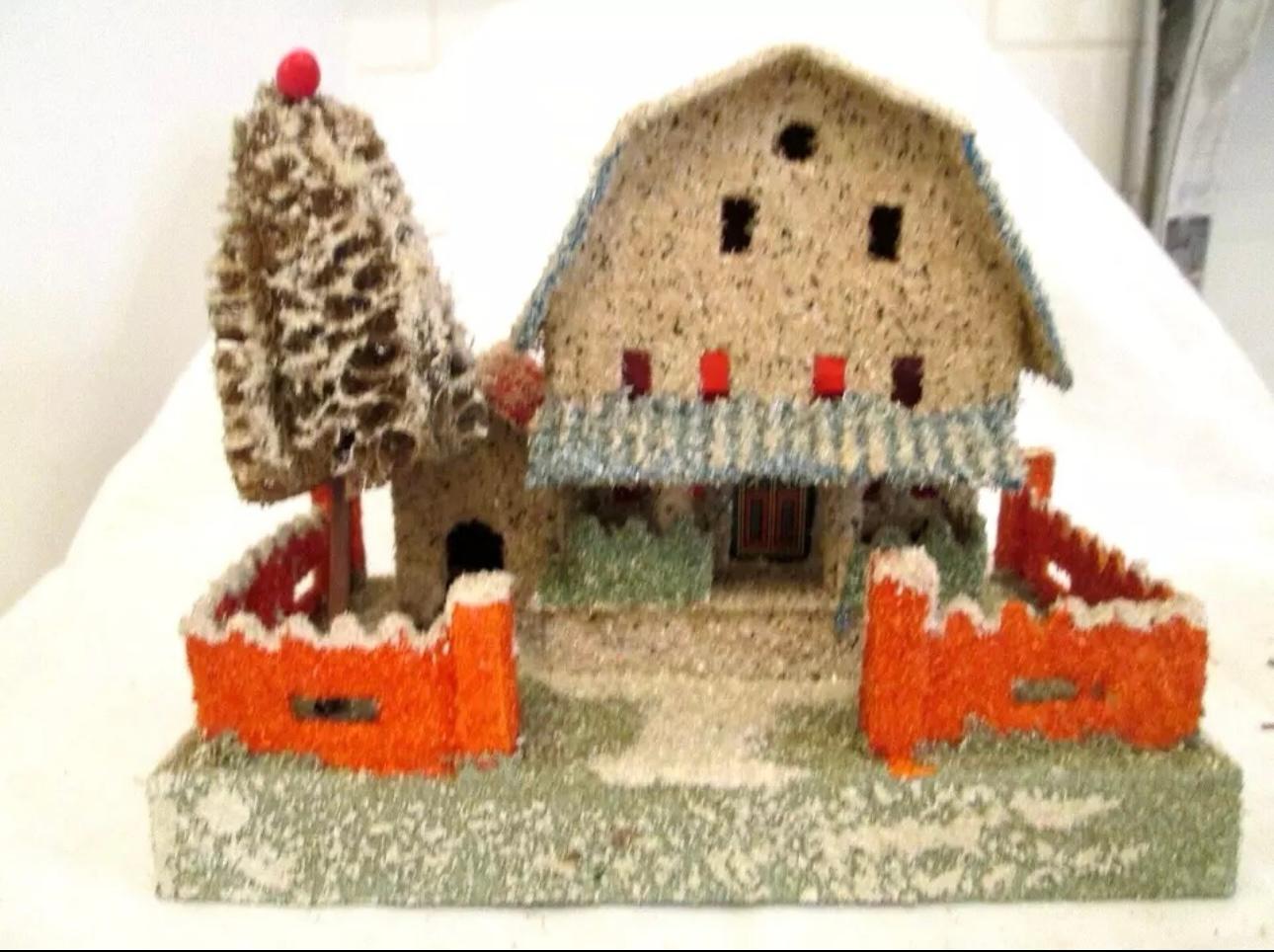 Set of 8 Antique Christmas Putz Houses, , Christmas Decorations In Good Condition For Sale In Buffalo, NY