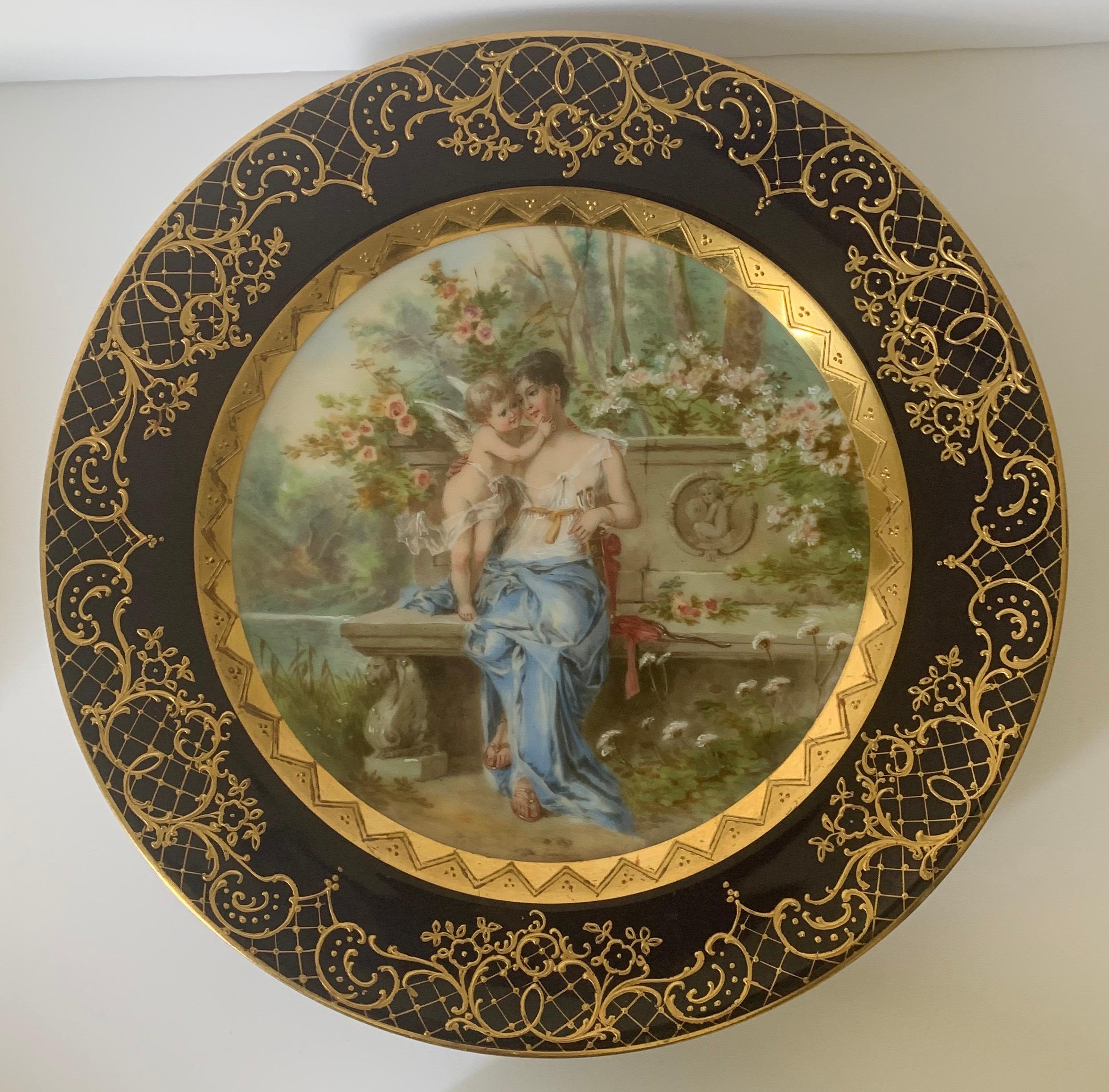 Set of 8 Antique Dresden Cabinet Plates In Good Condition In Stamford, CT