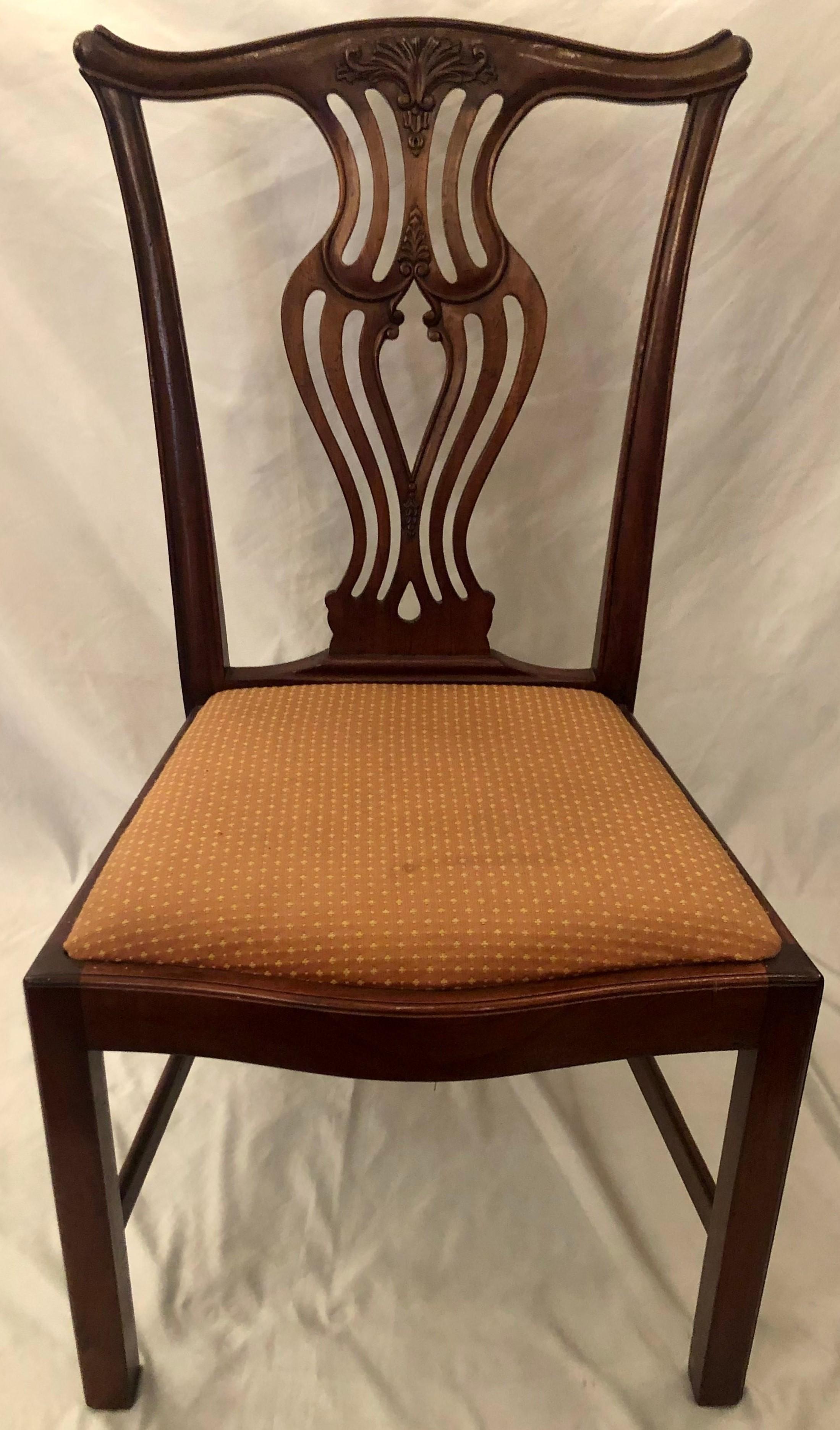 Set of 8 Antique English Mahogany Dining Chairs, Circa 1910-1920 In Good Condition In New Orleans, LA