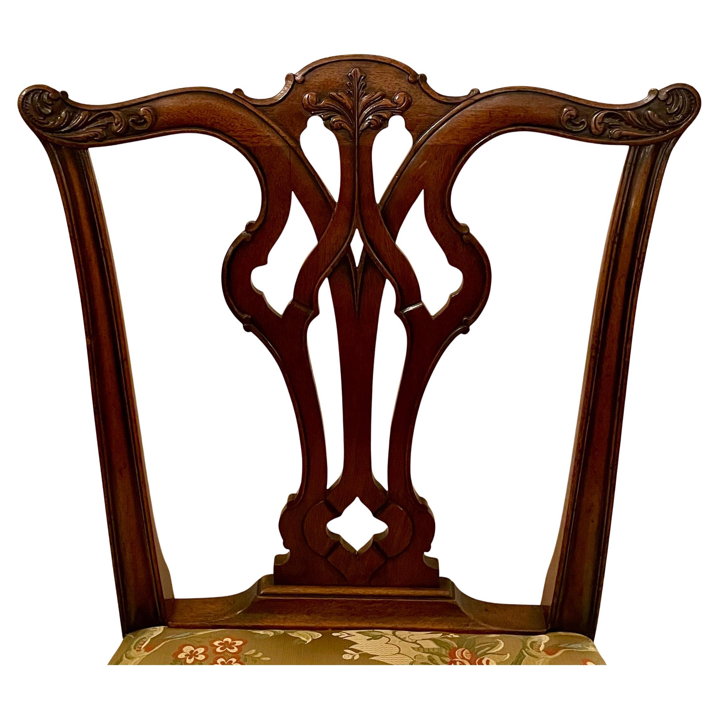 Set of 8 Antique English Mahogany Dining Room Chair, Circa 1890's. For Sale 6
