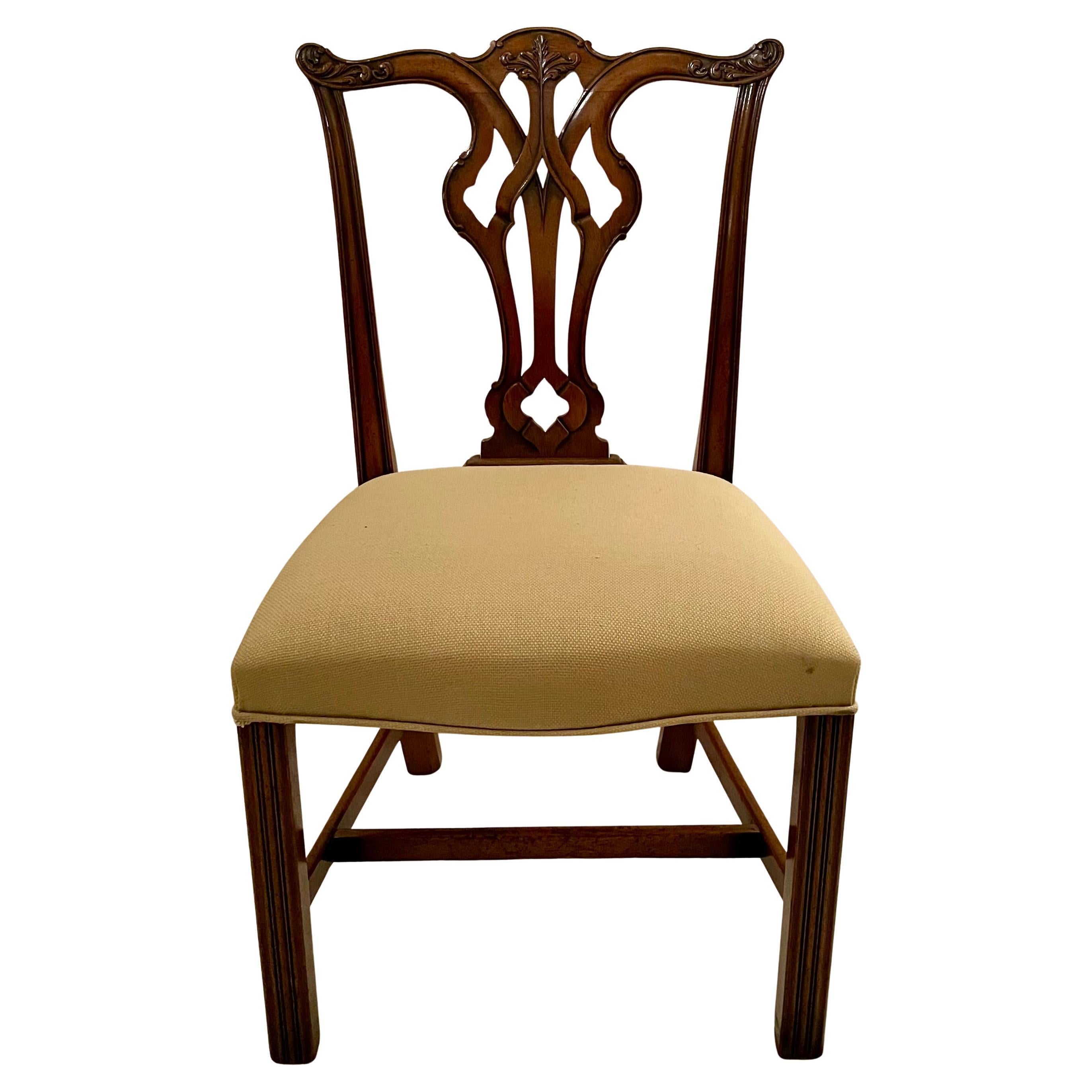 Set of 8 Antique English Mahogany Dining Room Chair, Circa 1890's. For Sale 8