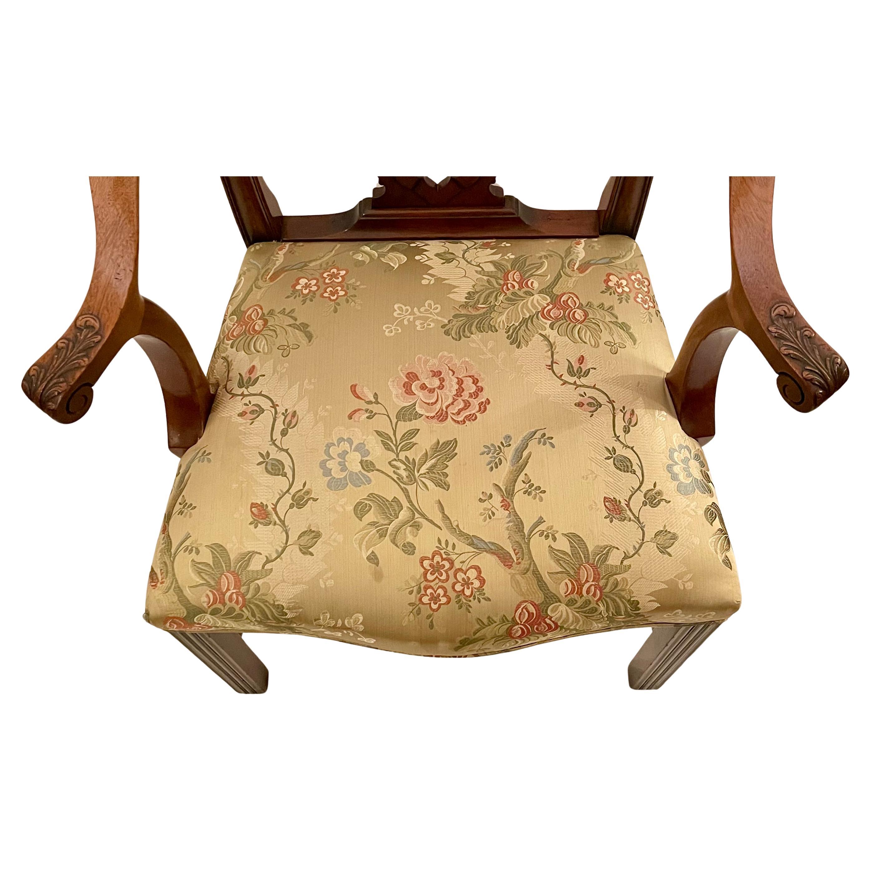 19th Century Set of 8 Antique English Mahogany Dining Room Chair, Circa 1890's. For Sale
