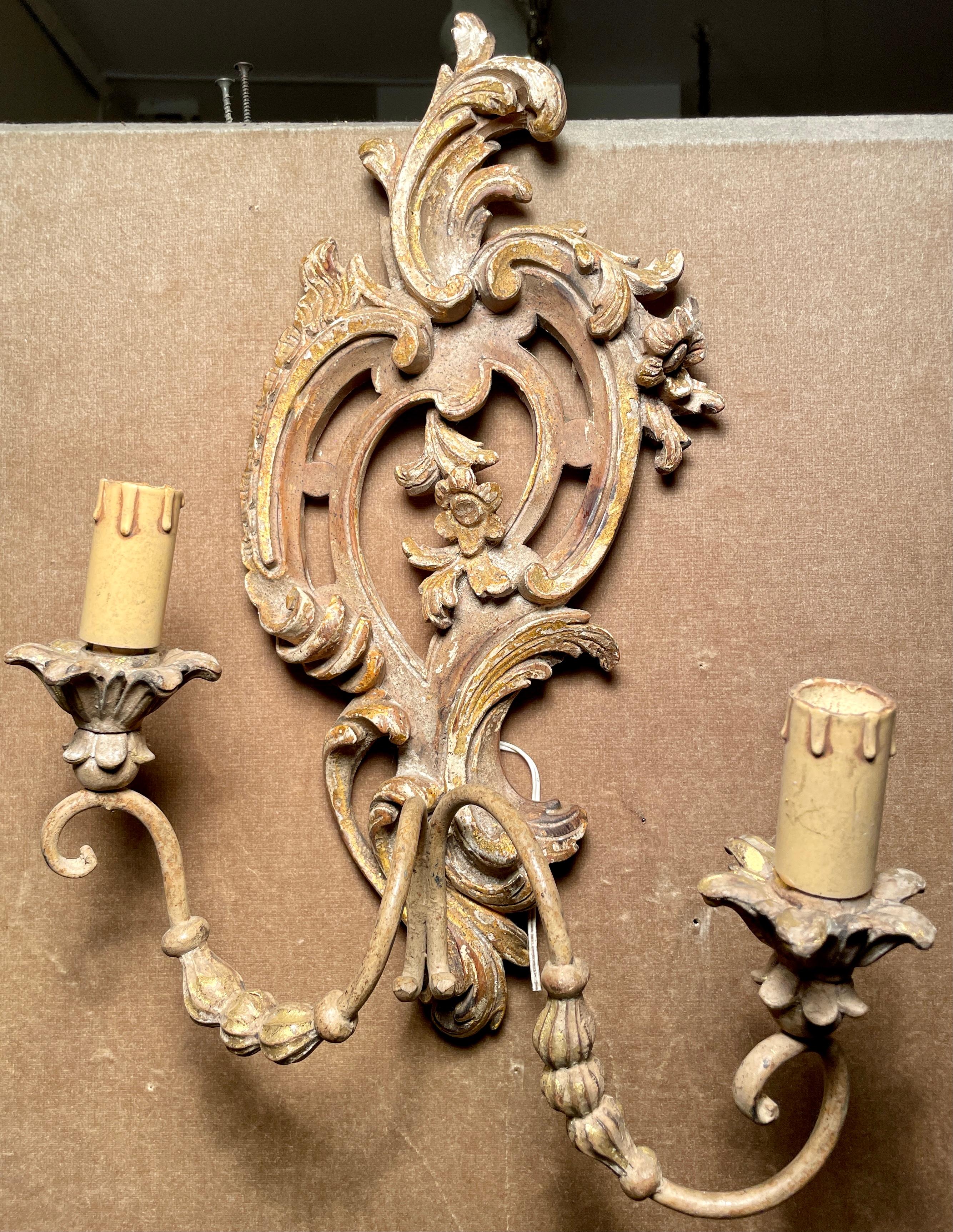 20th Century Set Of 8 Antique French Baroque Carved Wood Wall Sconces, Circa 1900. For Sale