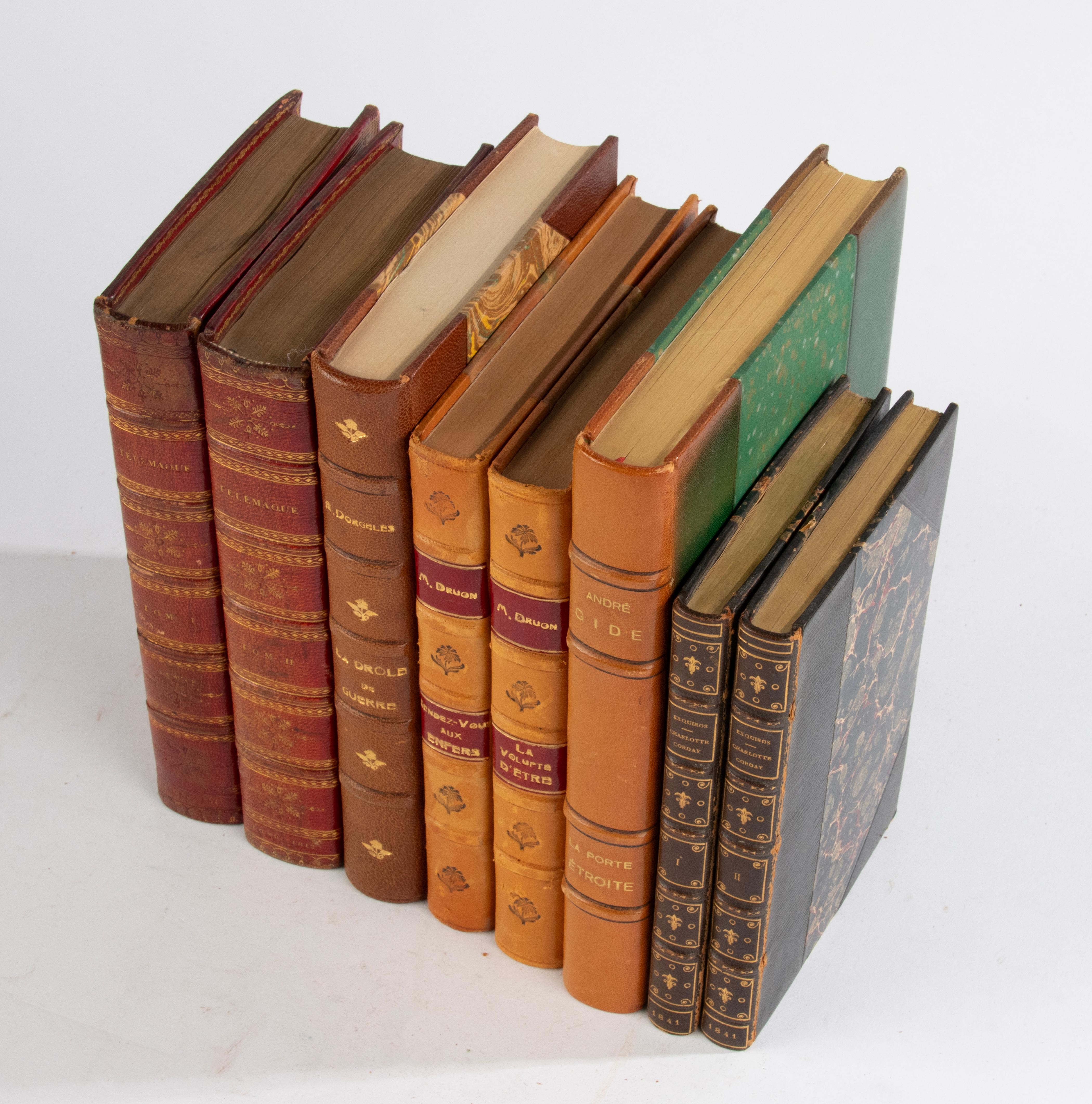 Set of 8 Antique French Leather Binding Books for Decoration For Sale 3