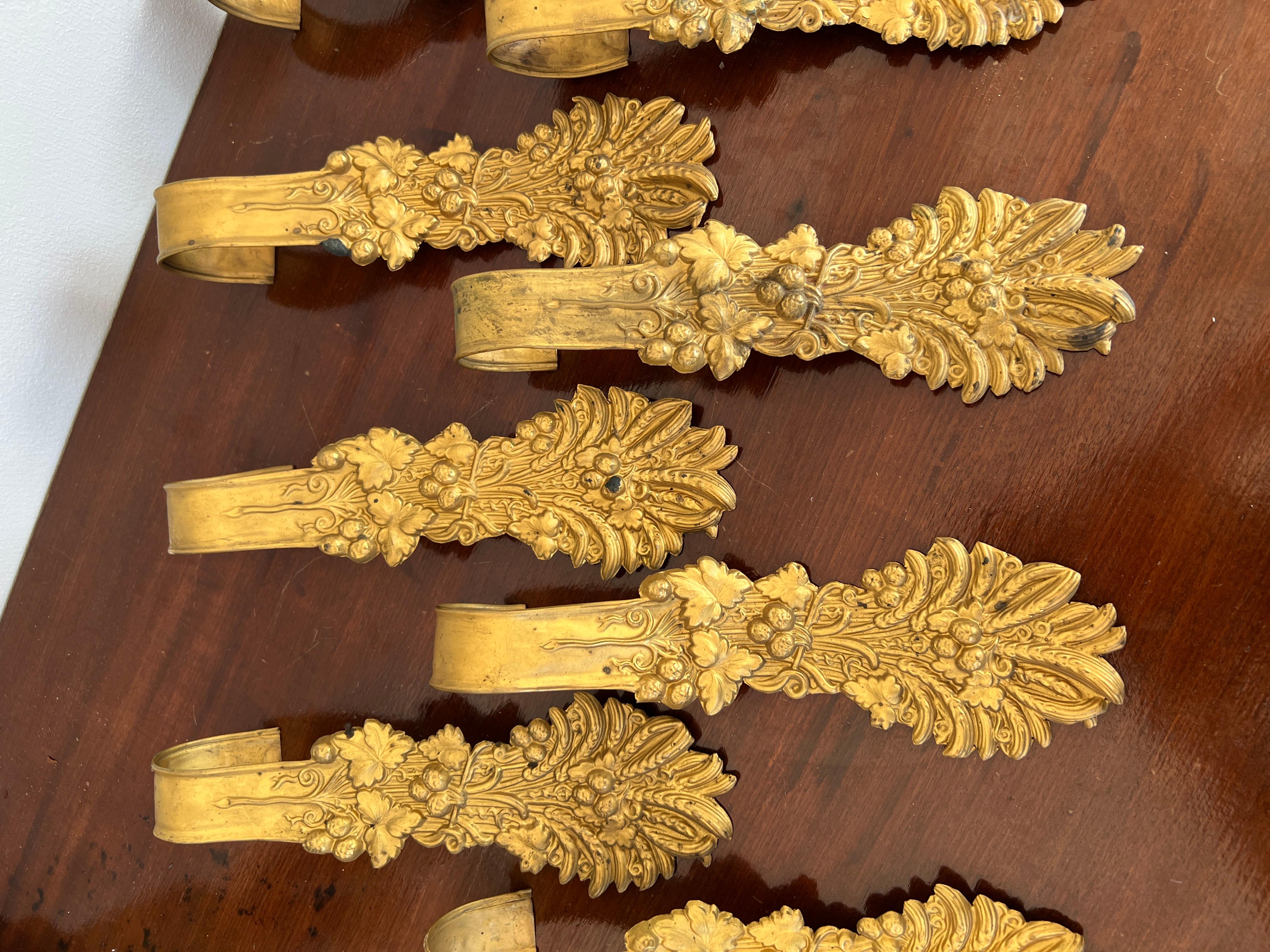 Set of 8, Antique French Victorian Pressed Brass Neoclassical Curtain Tie Backs In Good Condition In Atlanta, GA
