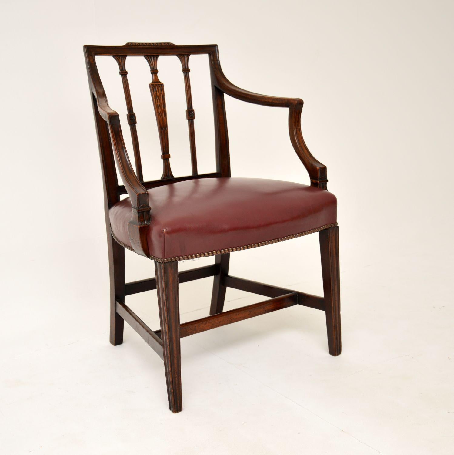 Set of 8 Antique Georgian Dining Chairs 1