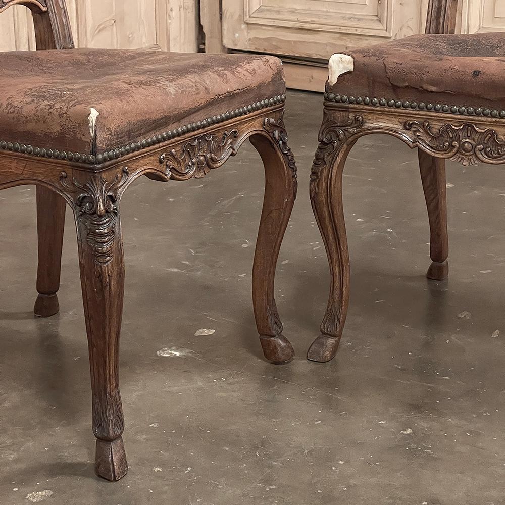 Ensemble de 8 chaises de salle à manger anciennes Louis XIV en liège en vente 3