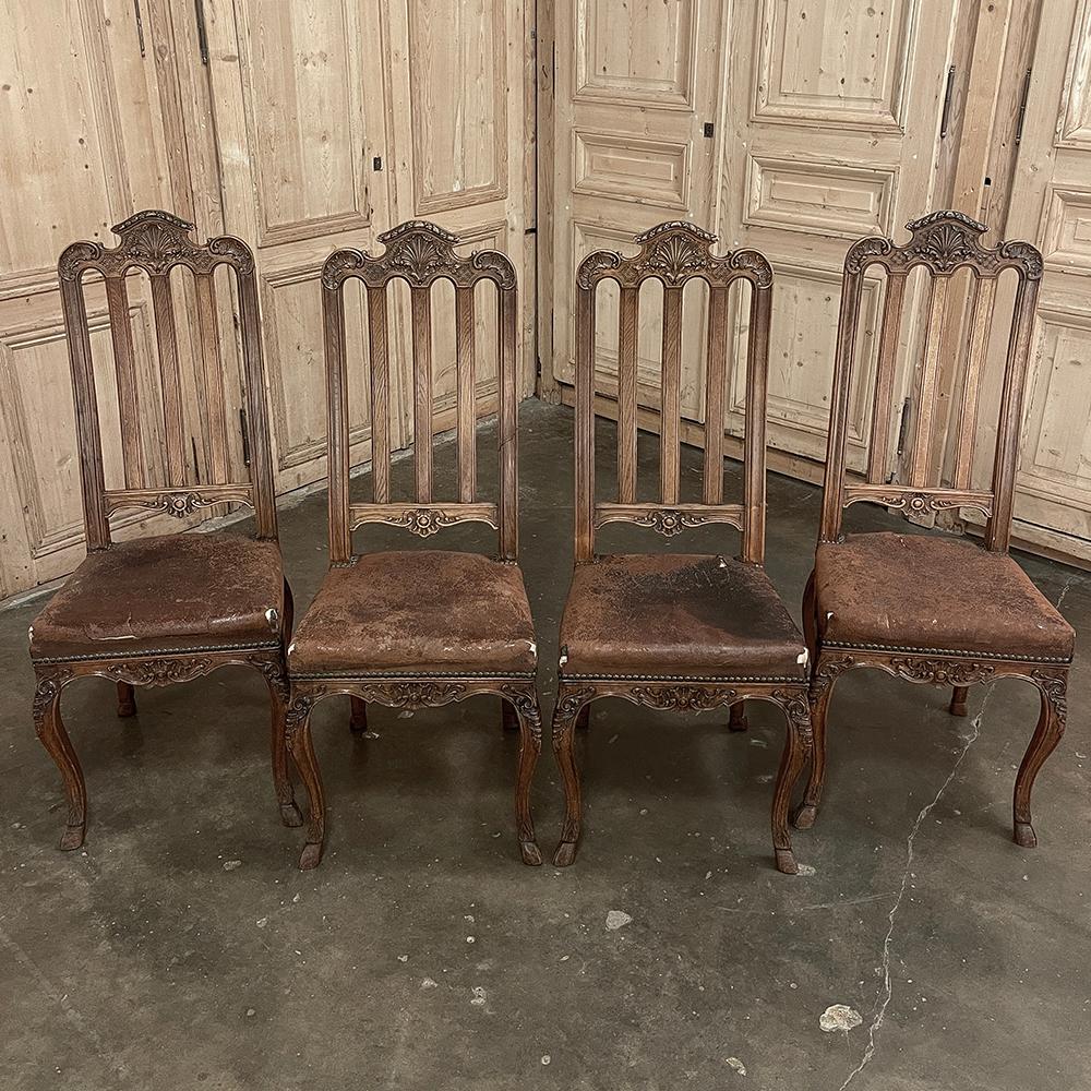 Belge Ensemble de 8 chaises de salle à manger anciennes Louis XIV en liège en vente