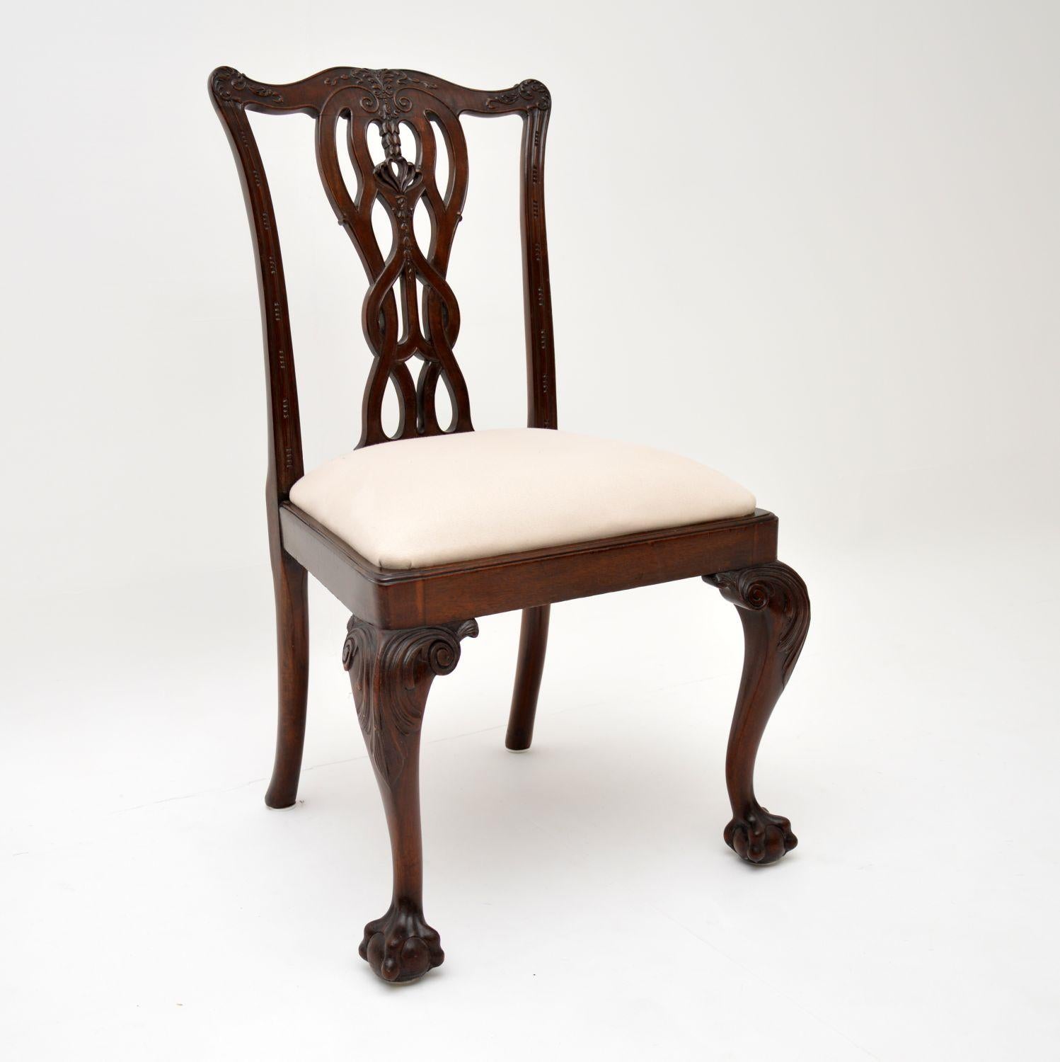 An absolutely superb set of eight antique dining chairs in solid Mahogany. These are of amazing quality, they date from around the 1910-20 period. The previous owner told us they were made by Hille, which is possible as Hille were making incredibly