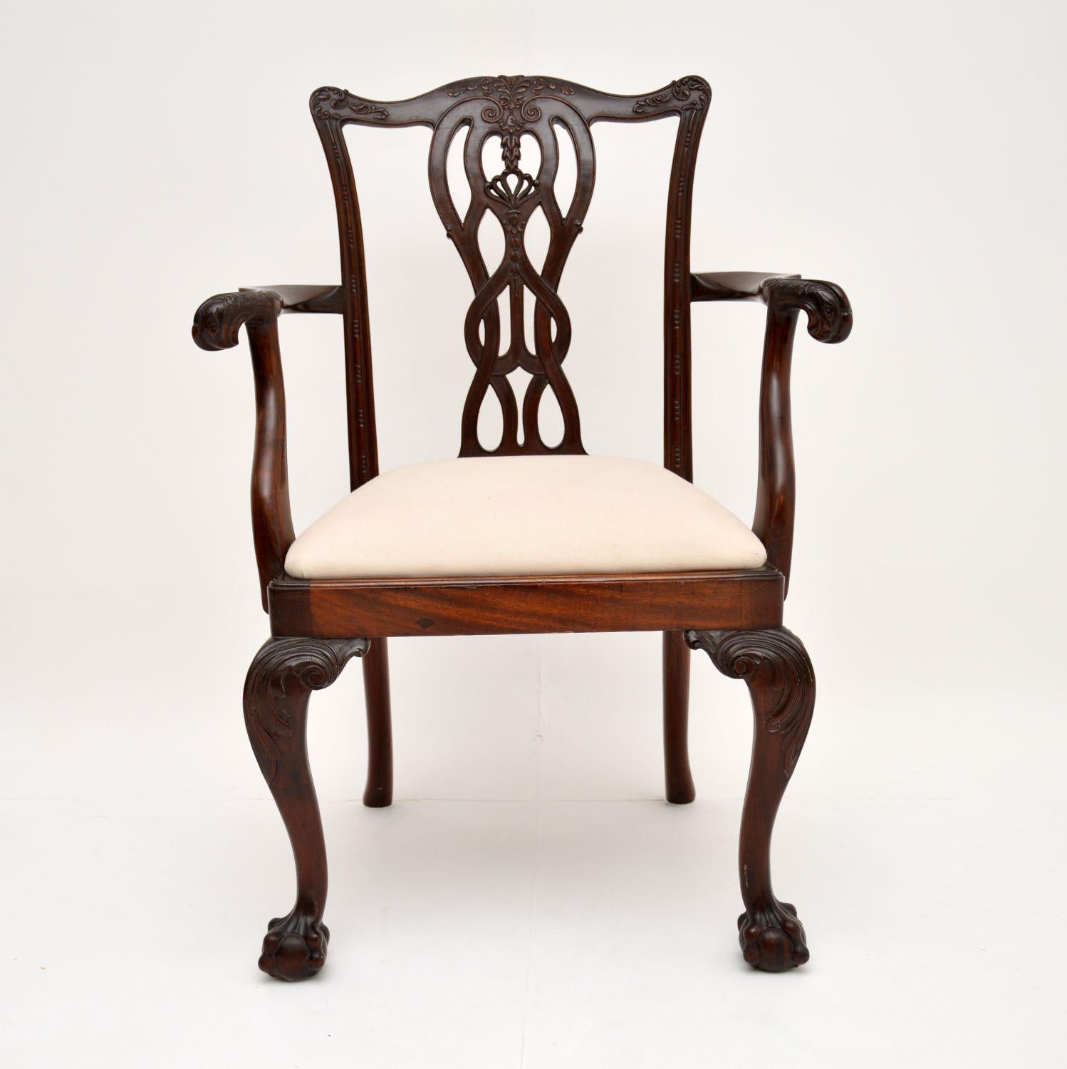 Early 20th Century Set of 8 Antique Mahogany Chippendale Style Dining Chairs