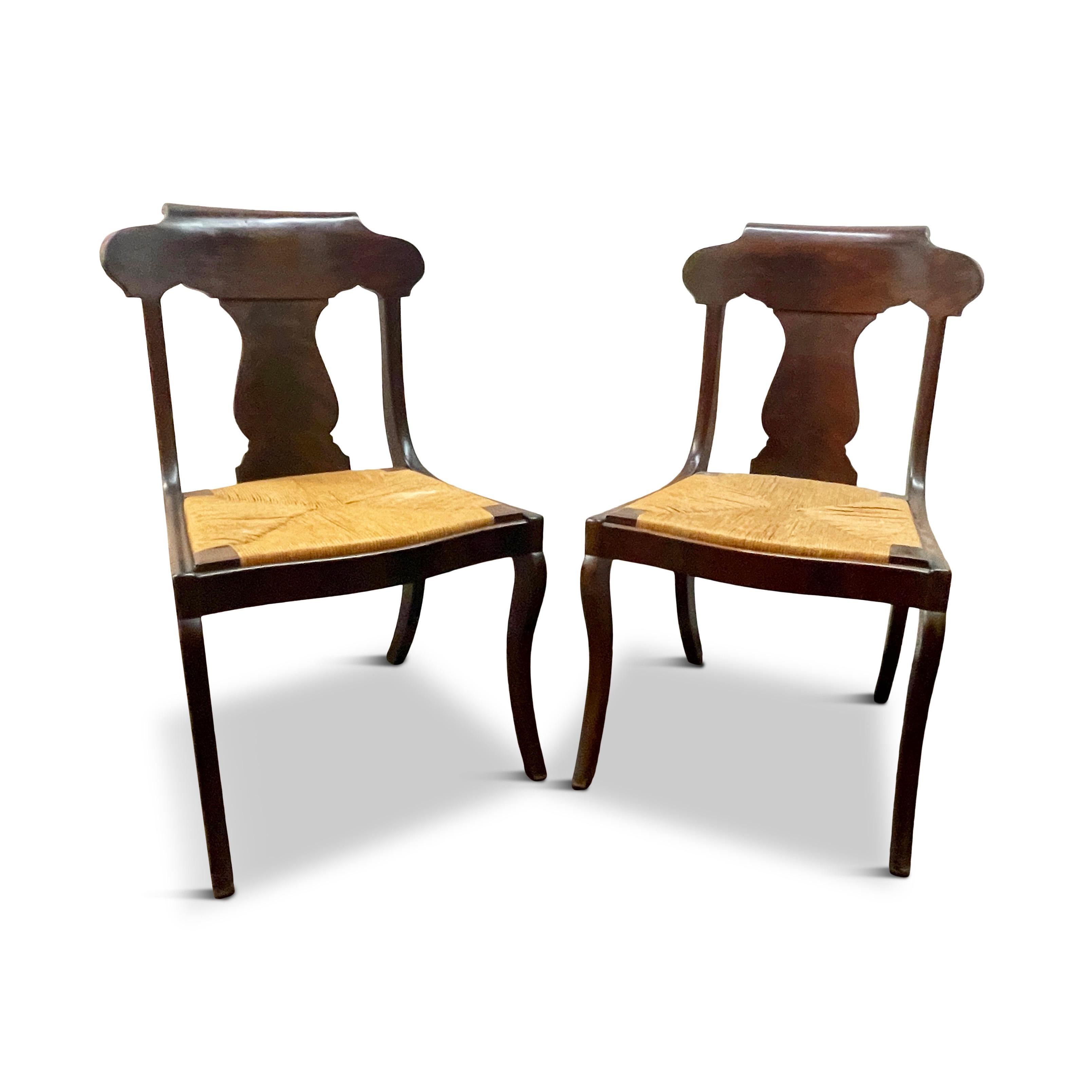 Federal Set of 8 Antique Mahogany Dining Chairs with Woven Rush Seats