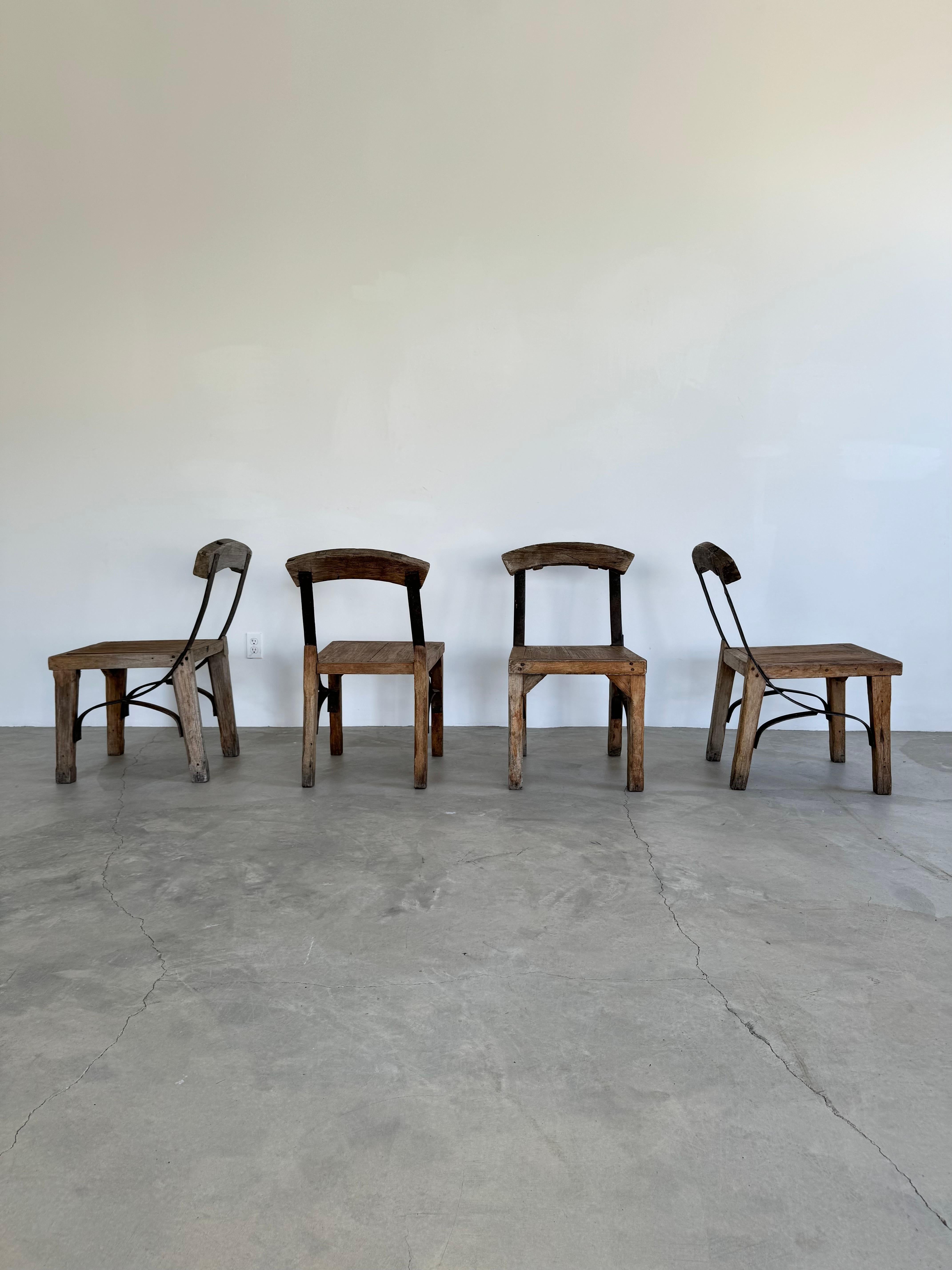 Set of 8 Antique Oak and Iron Chairs, 1940s France For Sale 7