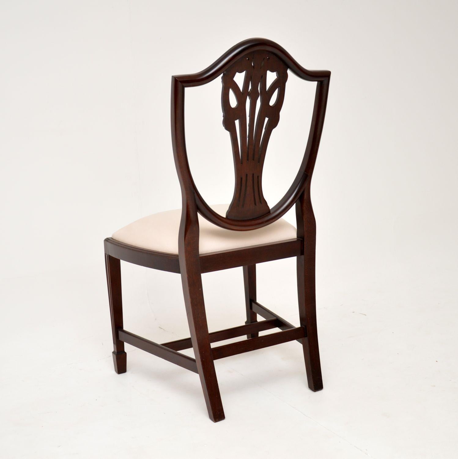 Set of 8 Antique Sheraton Style Dining Chairs 4