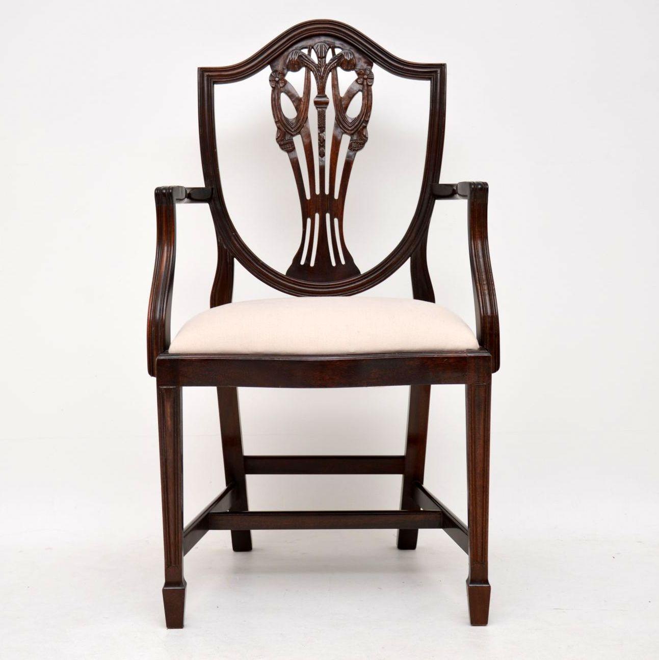 Mid-20th Century Set of 8 Antique Sheraton Style Mahogany Shield Back Dining Chairs
