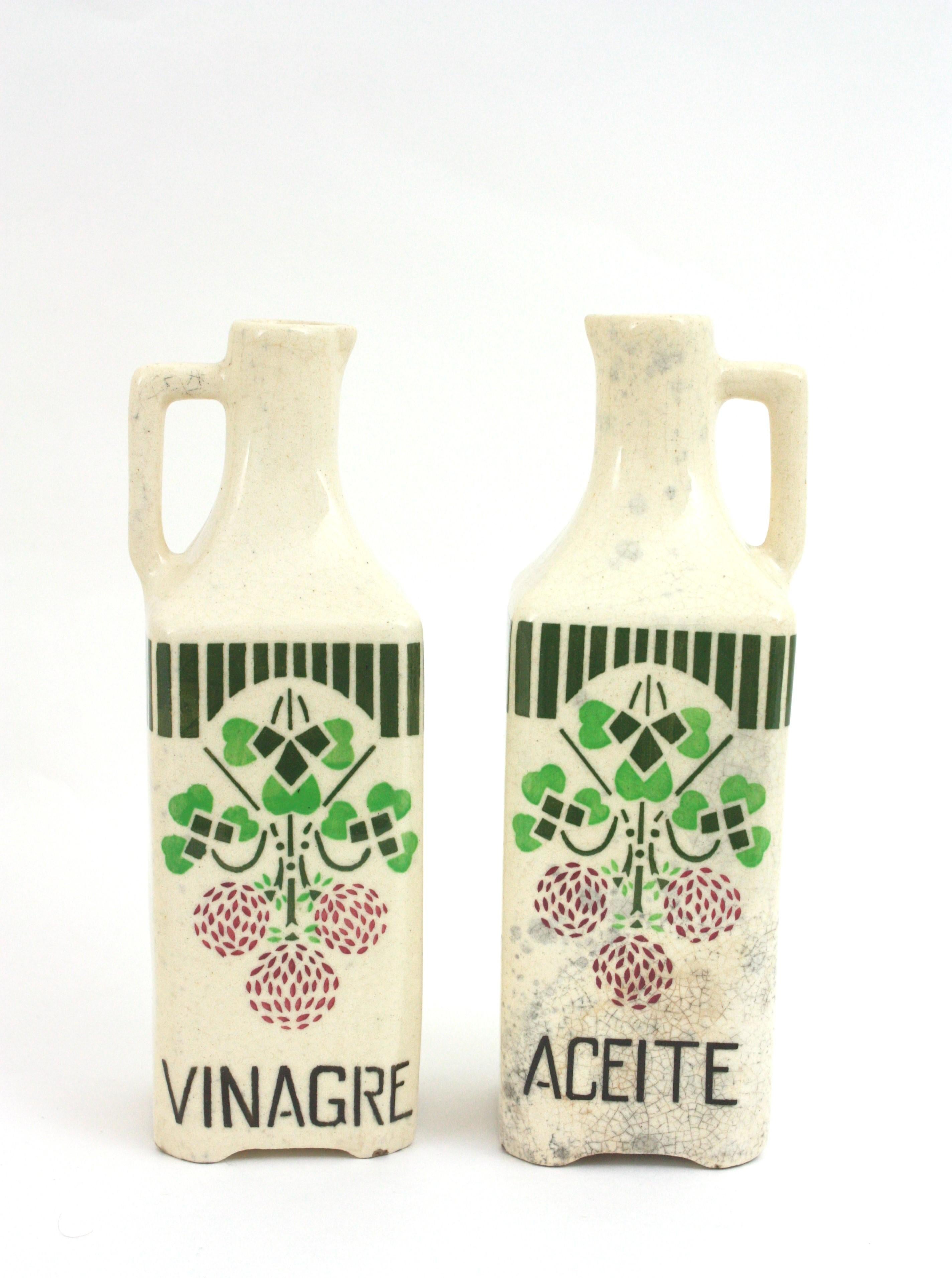 Set di 8 barattoli da cucina in ceramica spagnola antichi / barattoli di stoccaggio in vendita 2