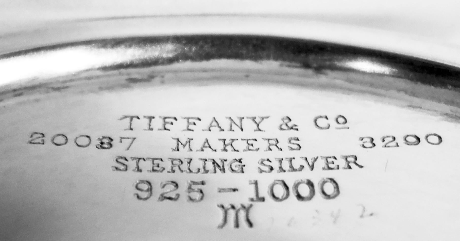 Set of 8 Antique Tiffany Art Deco Sterling Silver Cocktail Cups In Good Condition For Sale In New York, NY