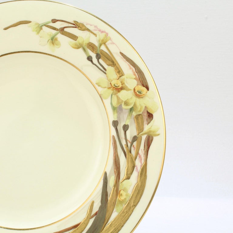 Set of 8 Antique Worcester Porcelain Cabinet Plates with Enamel Flowers For Sale 2