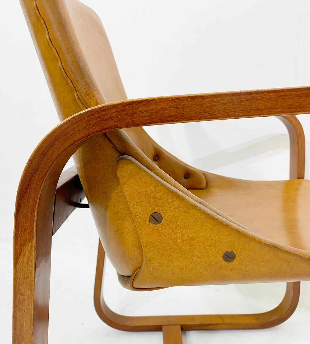 Set of 8 Armchairs by Giuseppe Pagano, circa 1940 In Good Condition In Brussels, BE