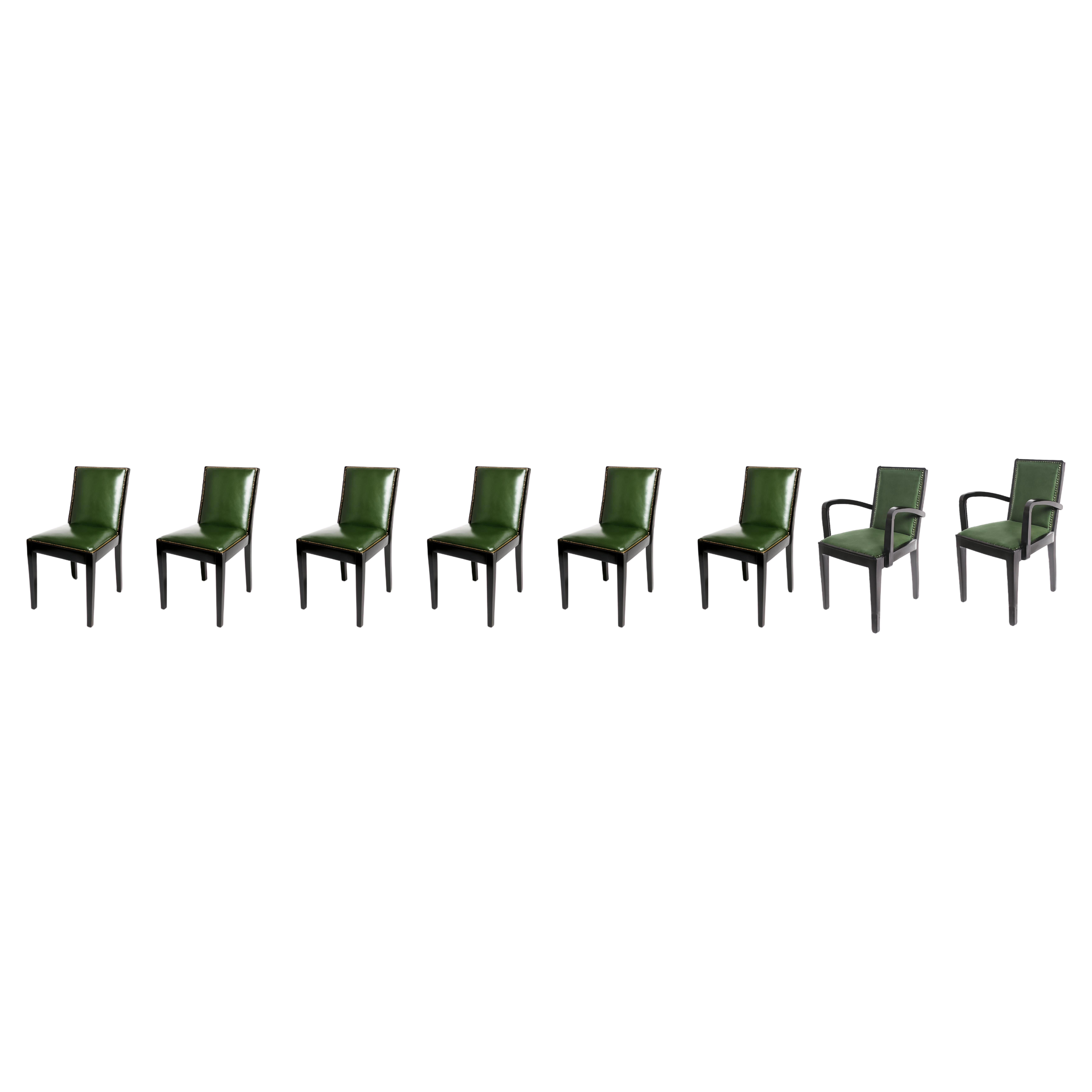 Ensemble de 8 chaises de salle à manger Art Déco en cuir et laque noire, 20ème siècle