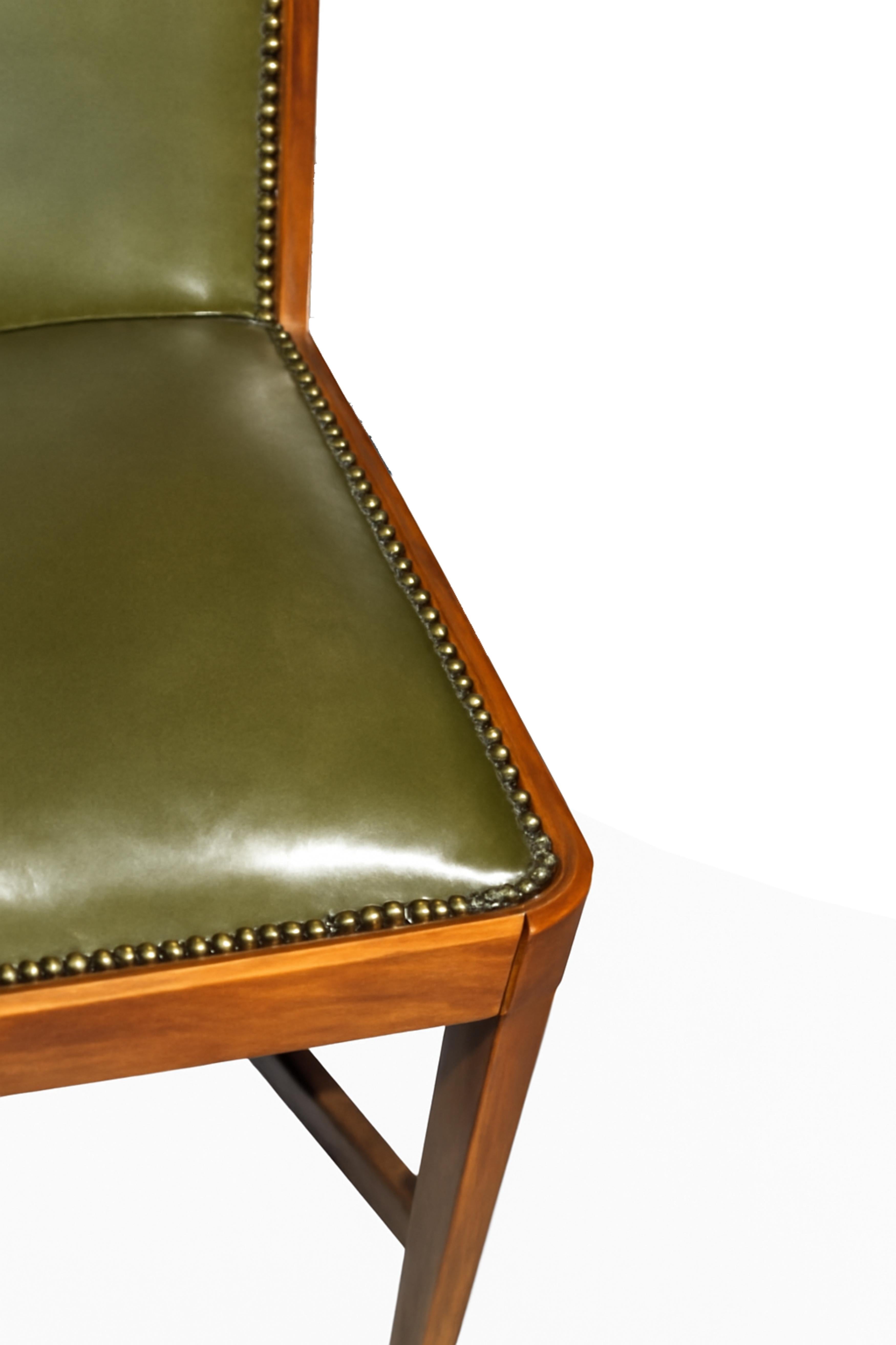 Set of 8 Art Deco Leather Dining Chairs, 20th Century For Sale 11