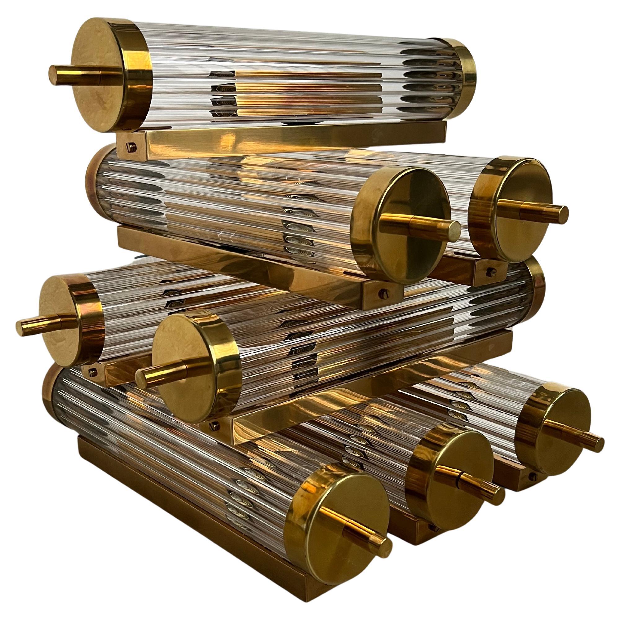 Set di 8 lampade da parete Art Déco in ottone e vetro scanalato, Chic Lighting