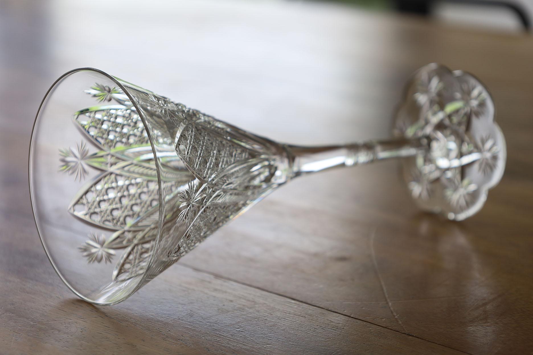 Juego de 8 Copas de Vino Tinto de Cristal Soplado a Mano Elbeuf de Baccarat Art Nouveau en venta