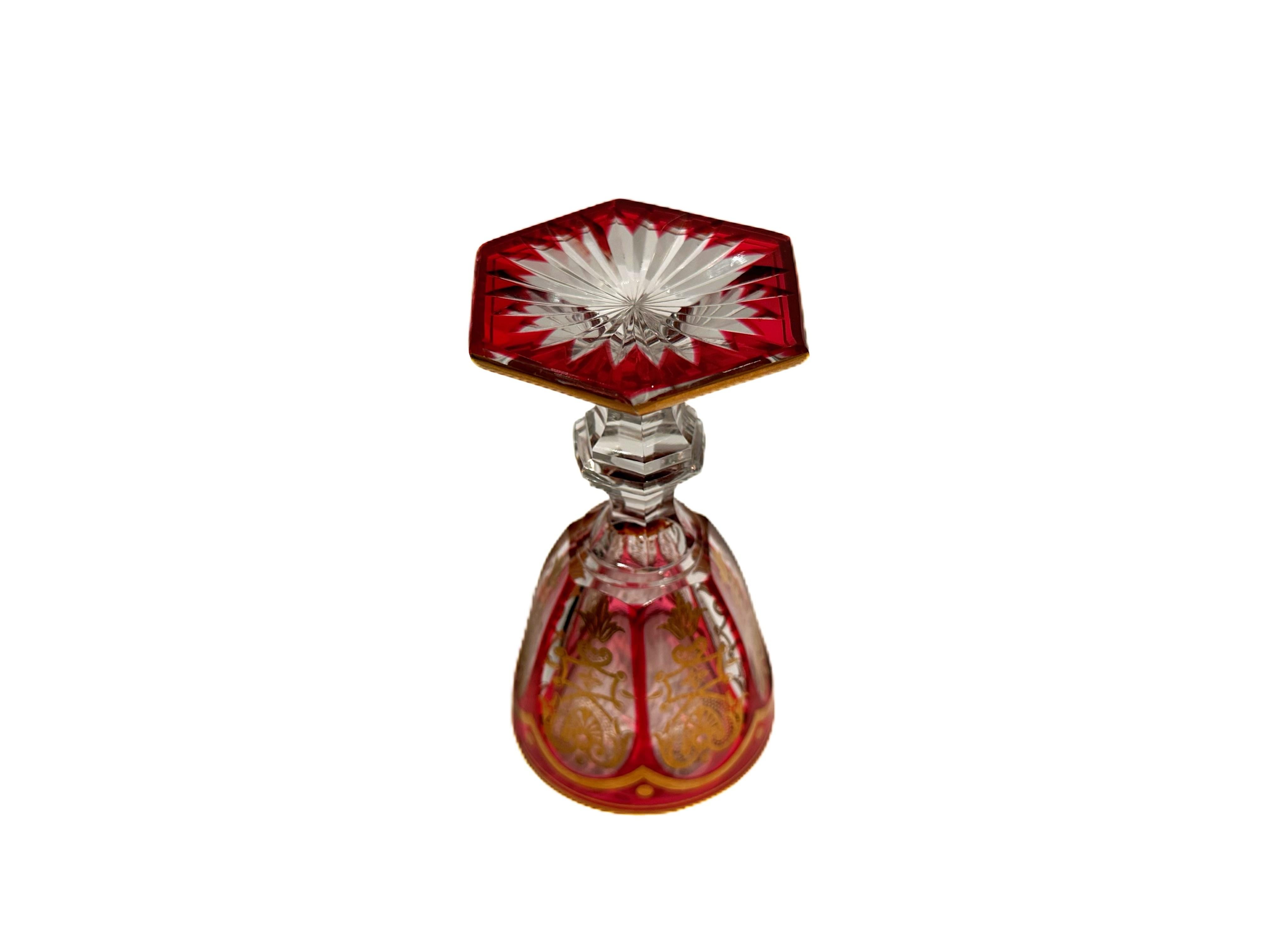 Set di 8 cordiali di cristallo Baccarat Harcourt Empire Ruby-Overlay in vendita 2