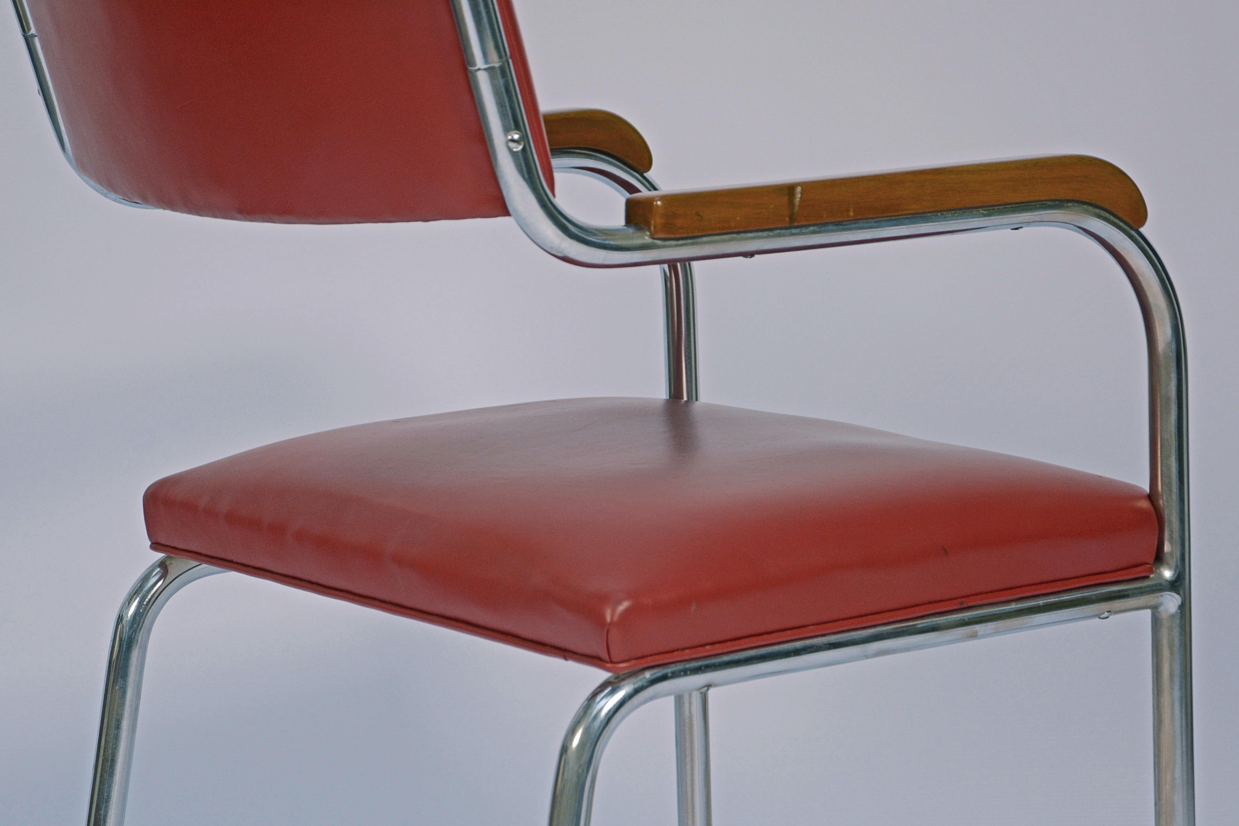 Polychromé Ensemble de 8 fauteuils de style Bauhaus en vente