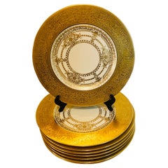 Set of 8 Bavarian Service Plates with Thick Border of Gold Embossed Decoration