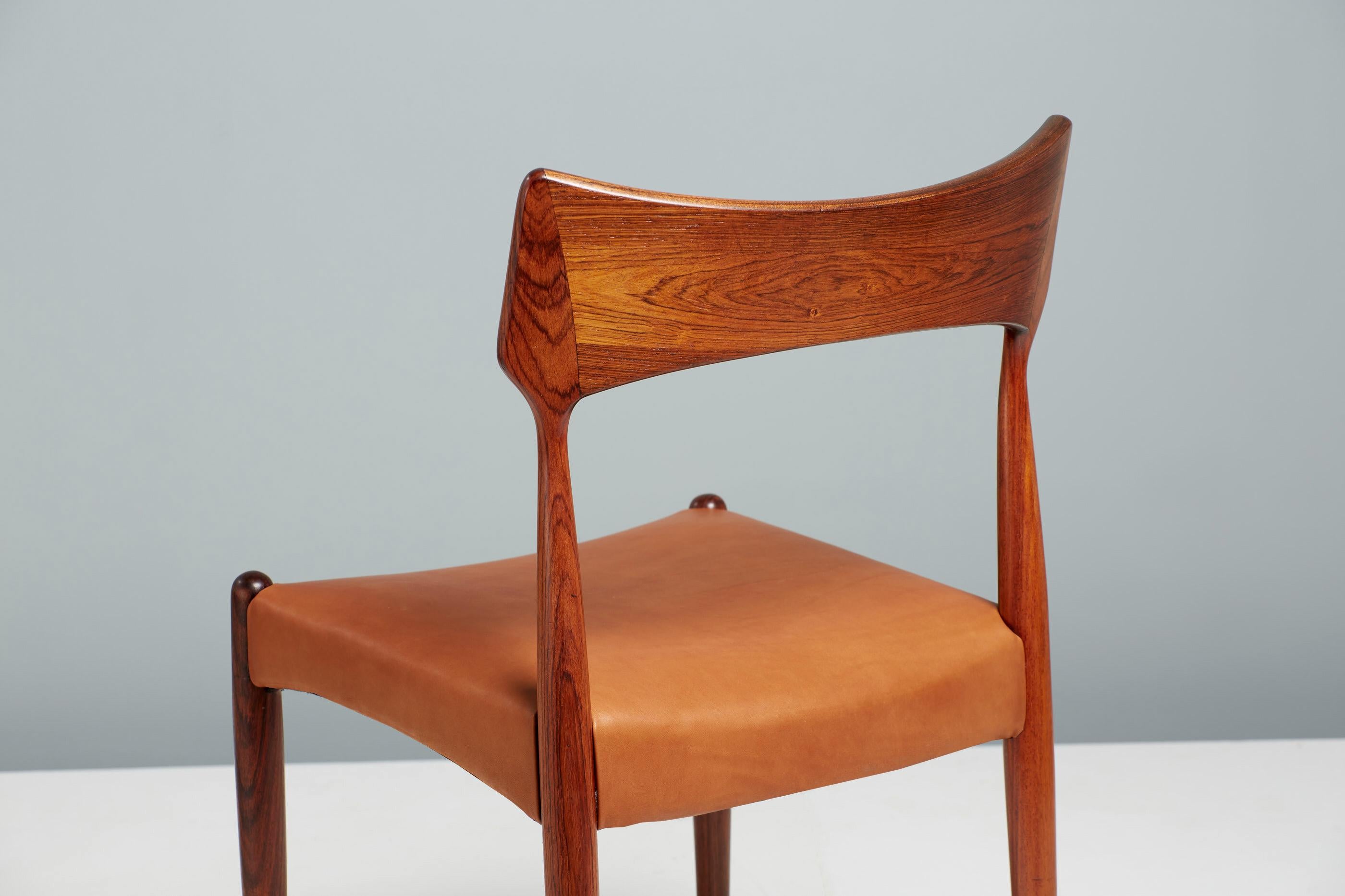 Ensemble de 8 chaises de salle à manger Bernard Petersen en bois de rose, années 1960 en vente 1